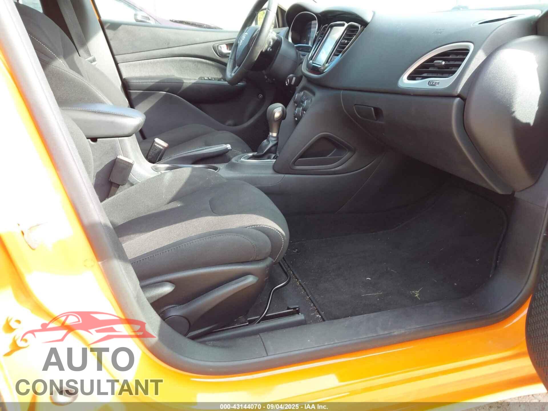 DODGE DART 2013 - 1C3CDFBA7DD325810
