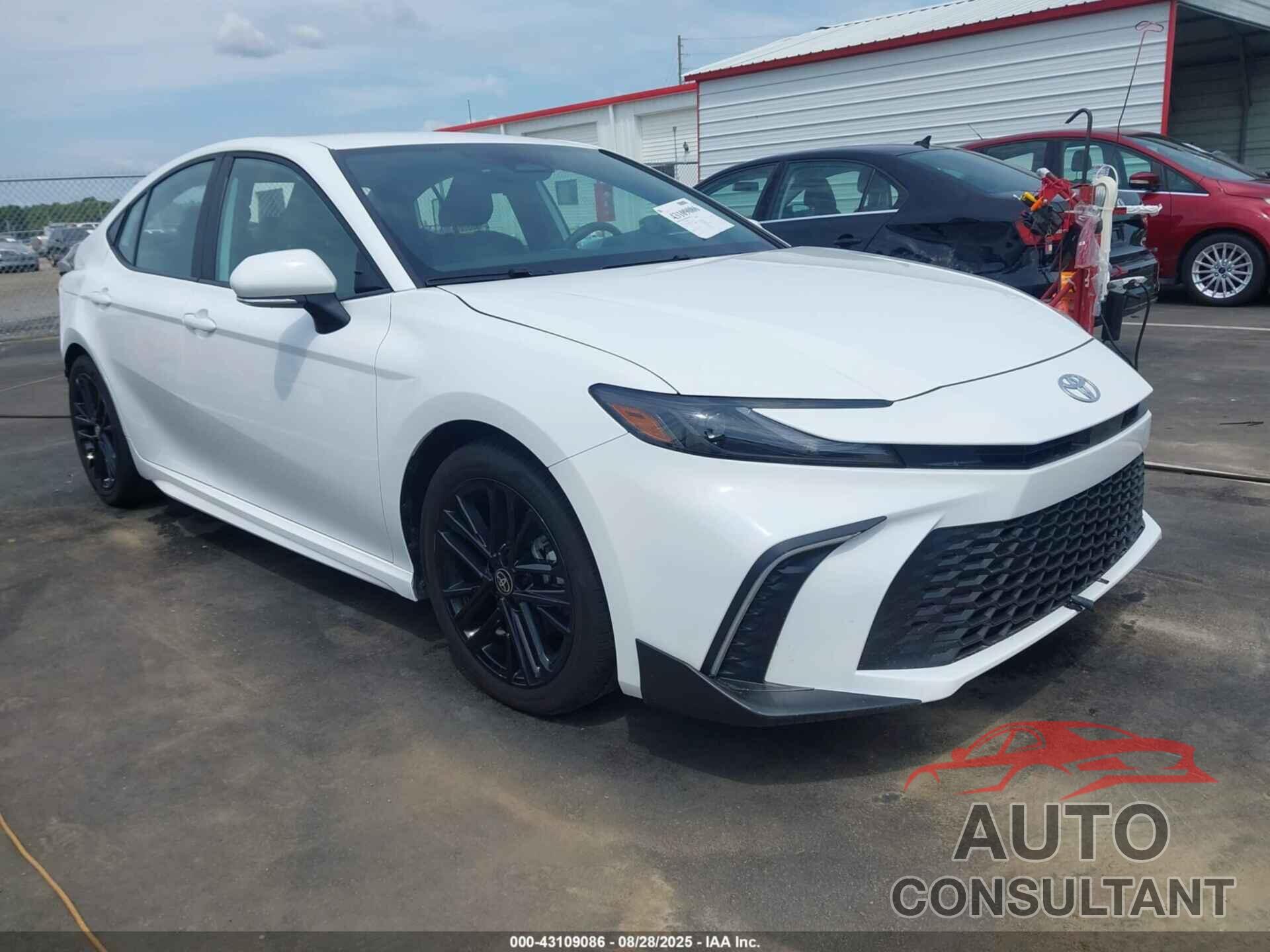 TOYOTA CAMRY 2025 - 4T1DAACK4SU526642