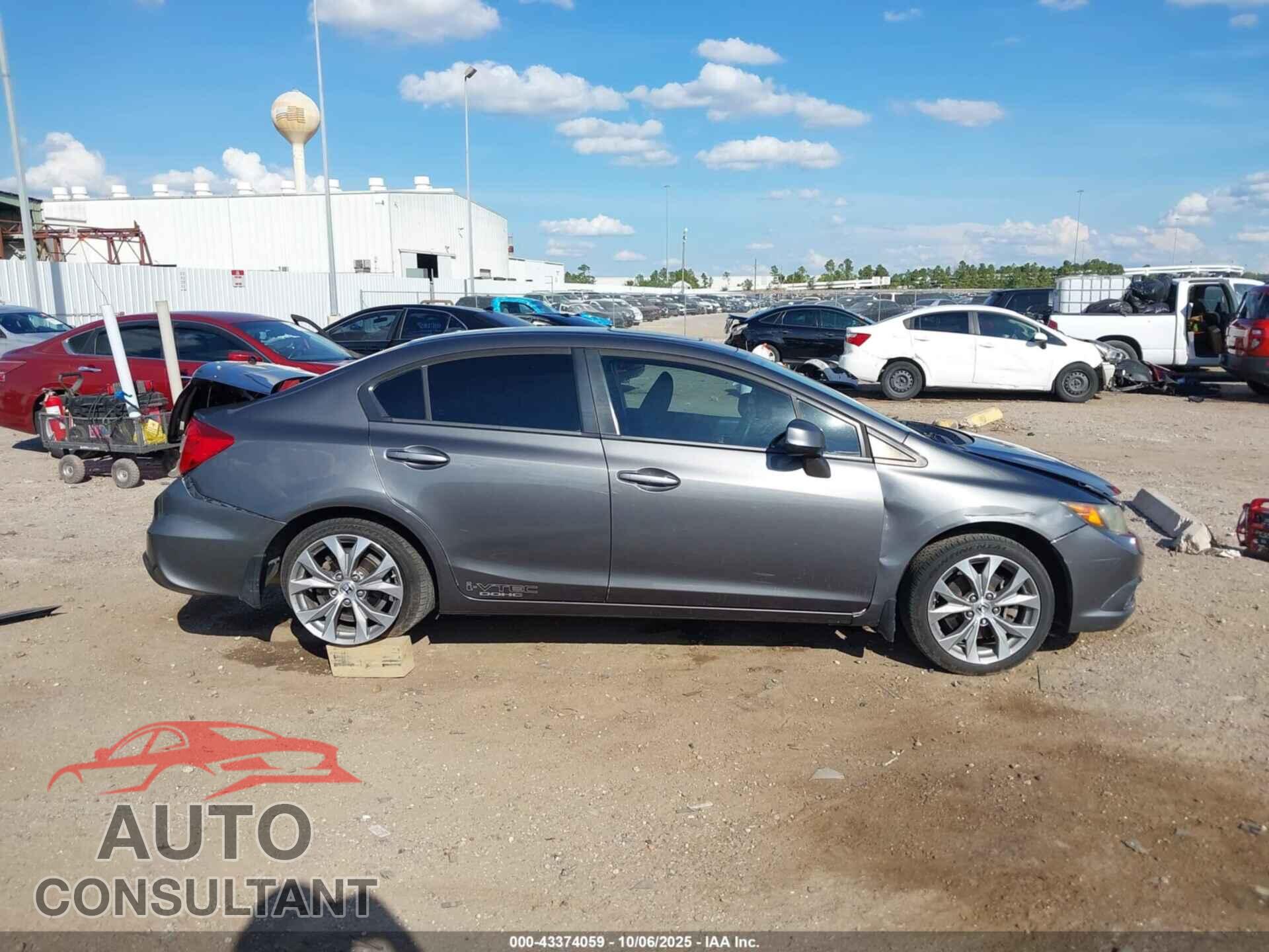 HONDA CIVIC 2012 - 2HGFB6E50CH703109