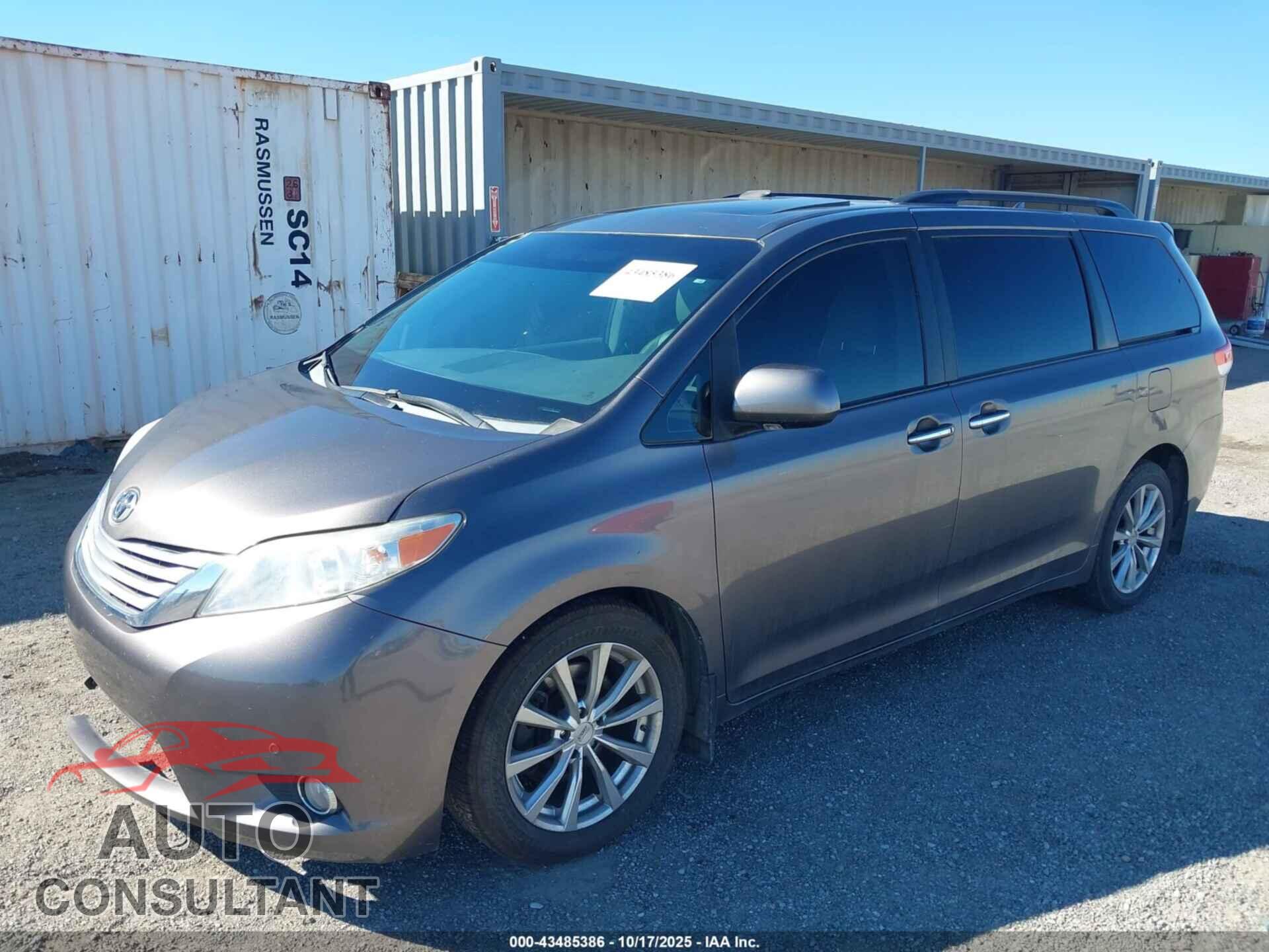 TOYOTA SIENNA 2012 - 5TDDK3DC7CS034407