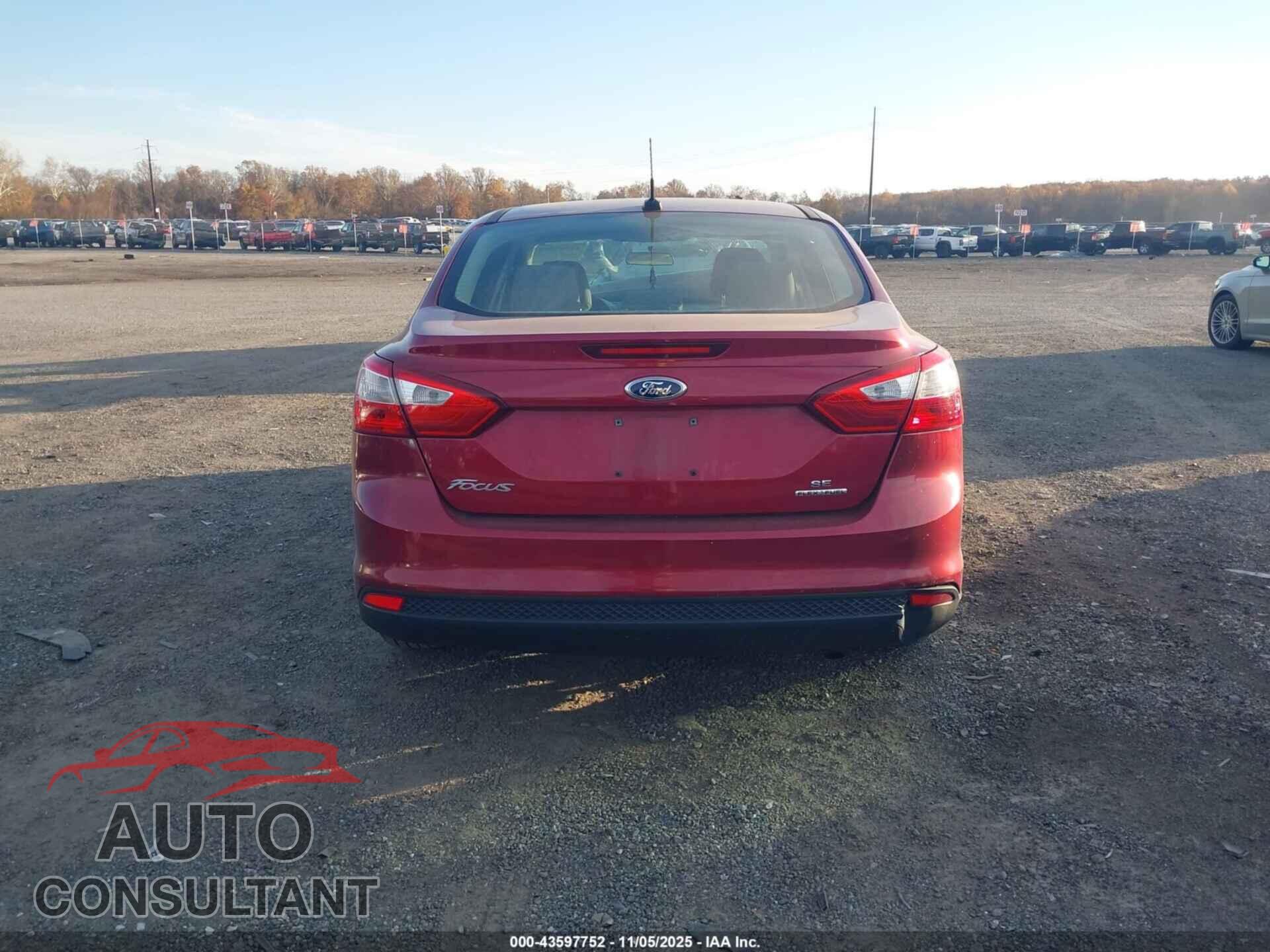 FORD FOCUS 2014 - 1FADP3F23EL348720