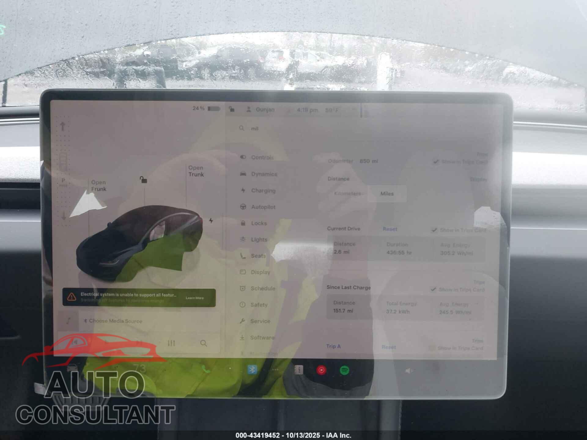 TESLA MODEL 3 2025 - 5YJ3E1EAXSF051368