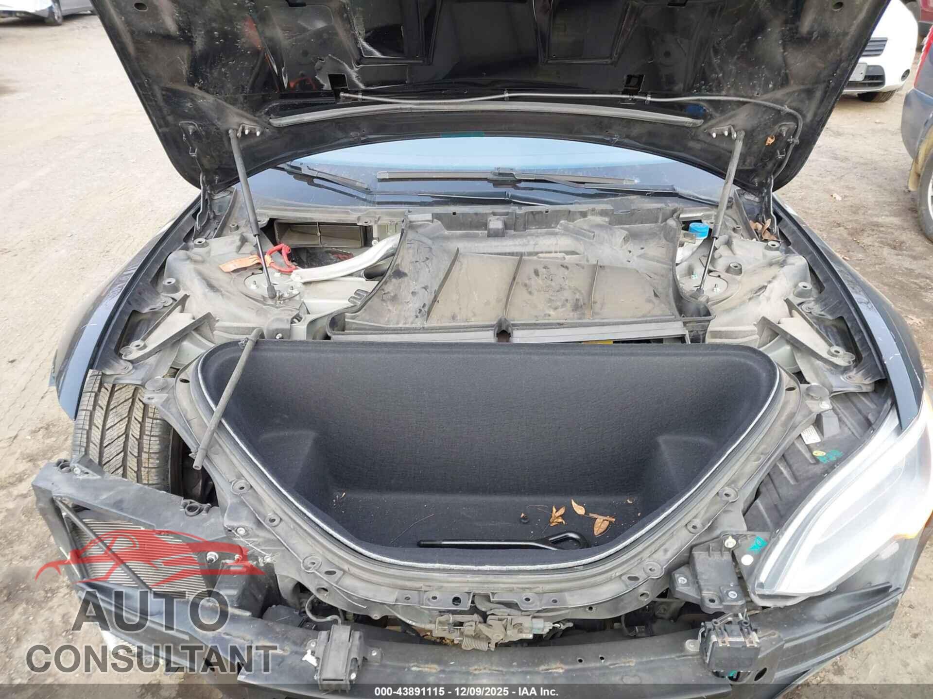 TESLA MODEL S 2016 - 5YJSA1E16GF148551