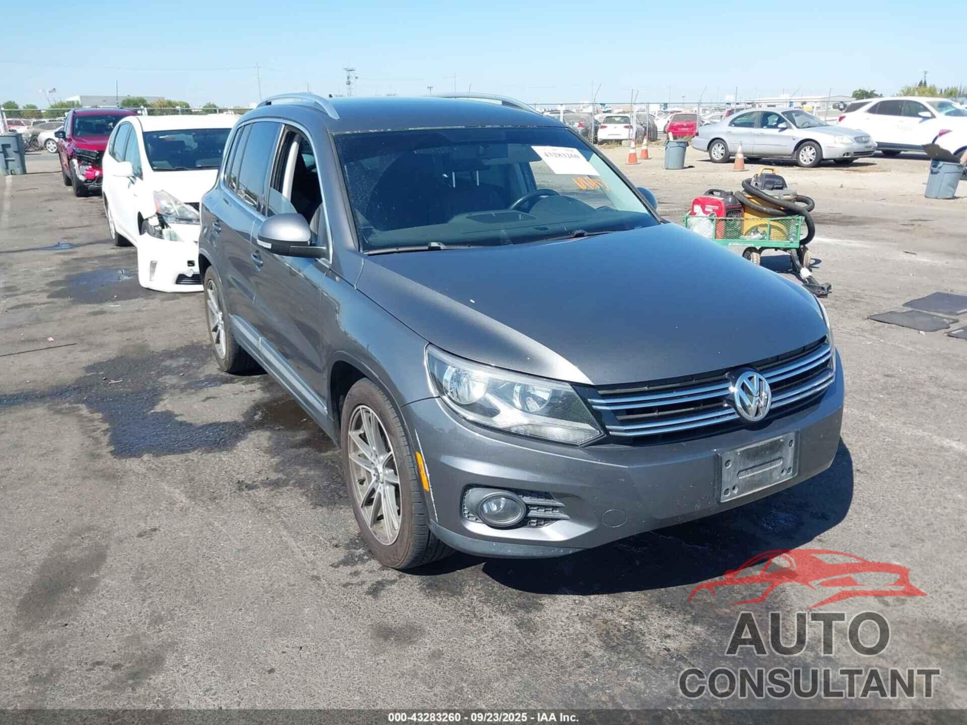 VOLKSWAGEN TIGUAN 2013 - WVGAV3AX6DW622250