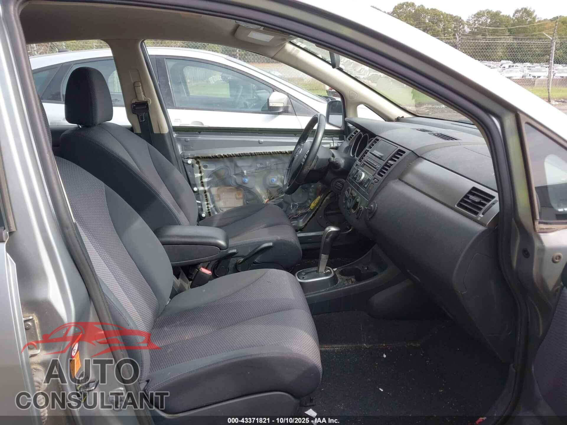 NISSAN VERSA 2009 - 3N1BC13E39L413580