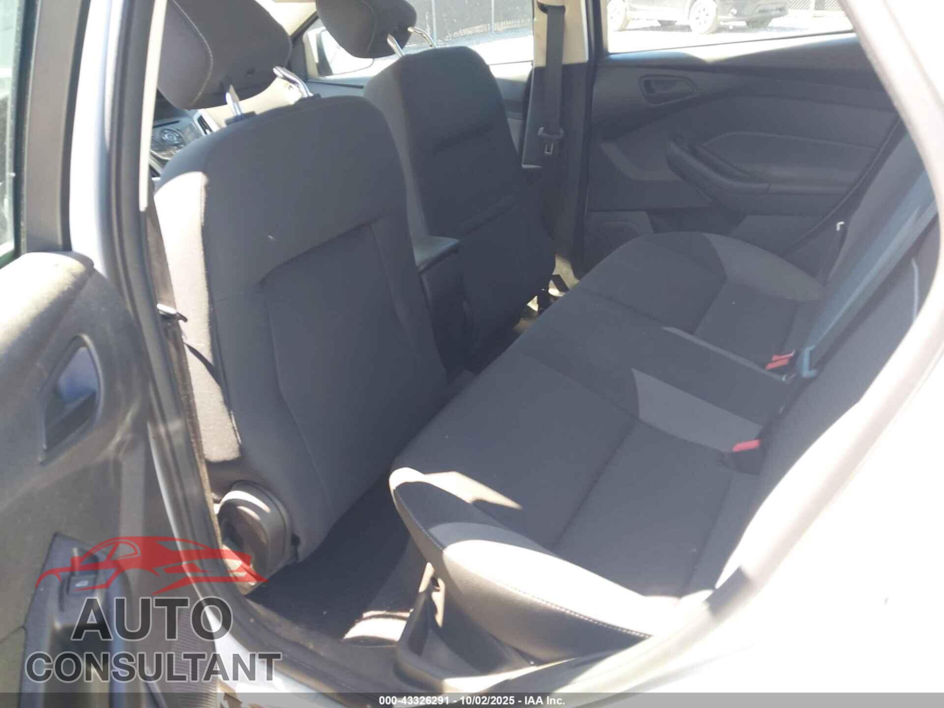 FORD FOCUS 2012 - 1FAHP3F26CL192302
