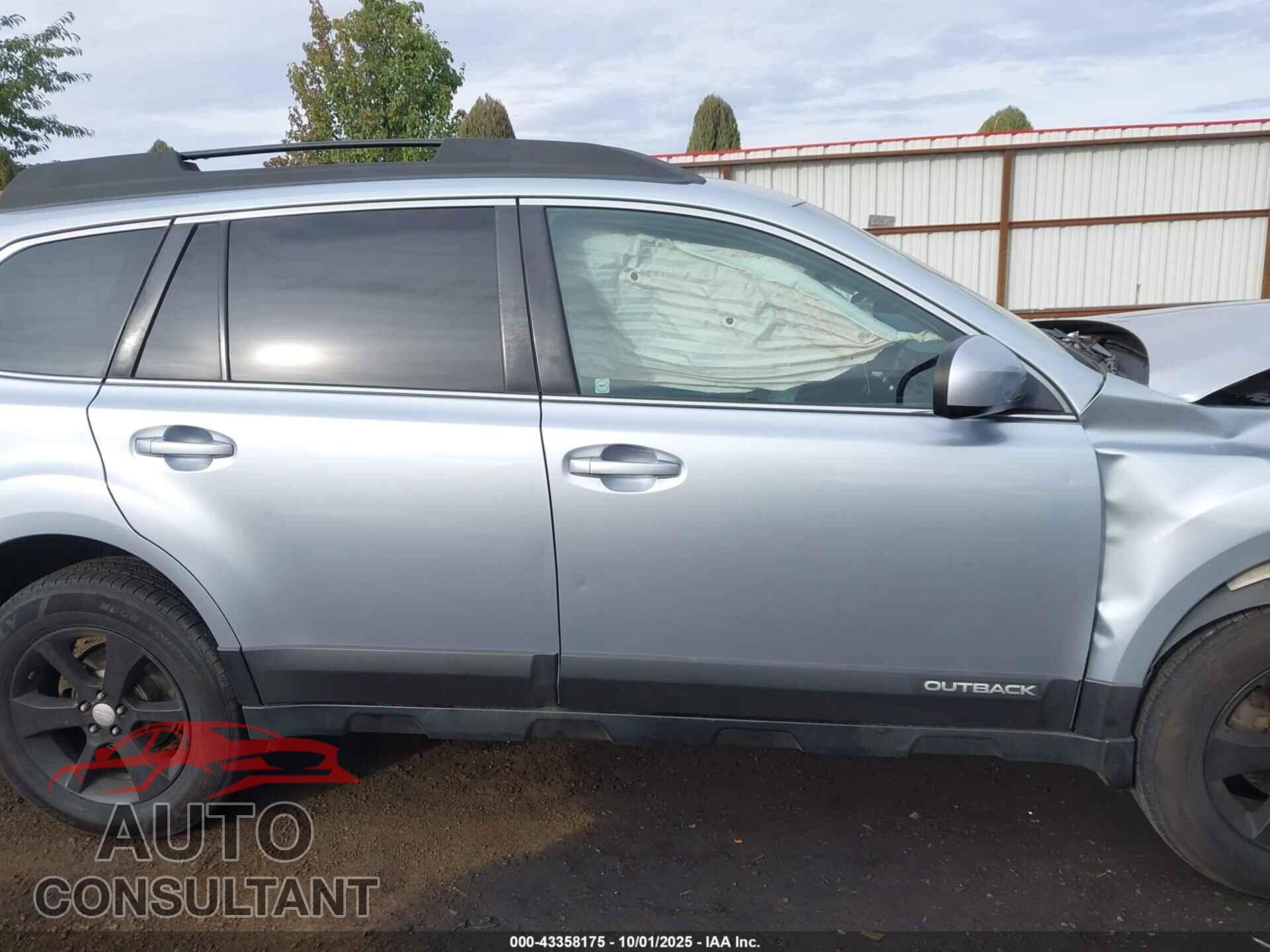 SUBARU OUTBACK 2013 - 4S4BRBCC6D3285349