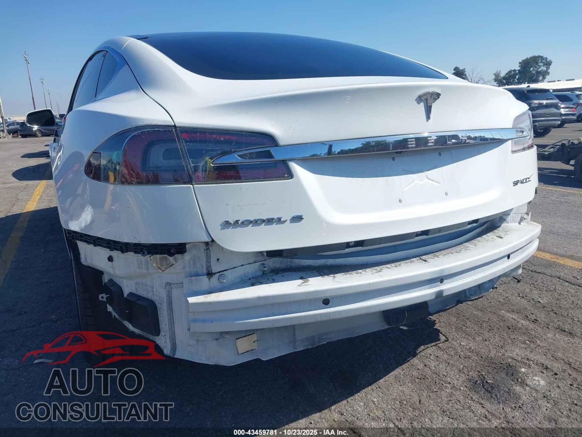 TESLA MODEL S 2016 - 5YJSA1E14GF157748