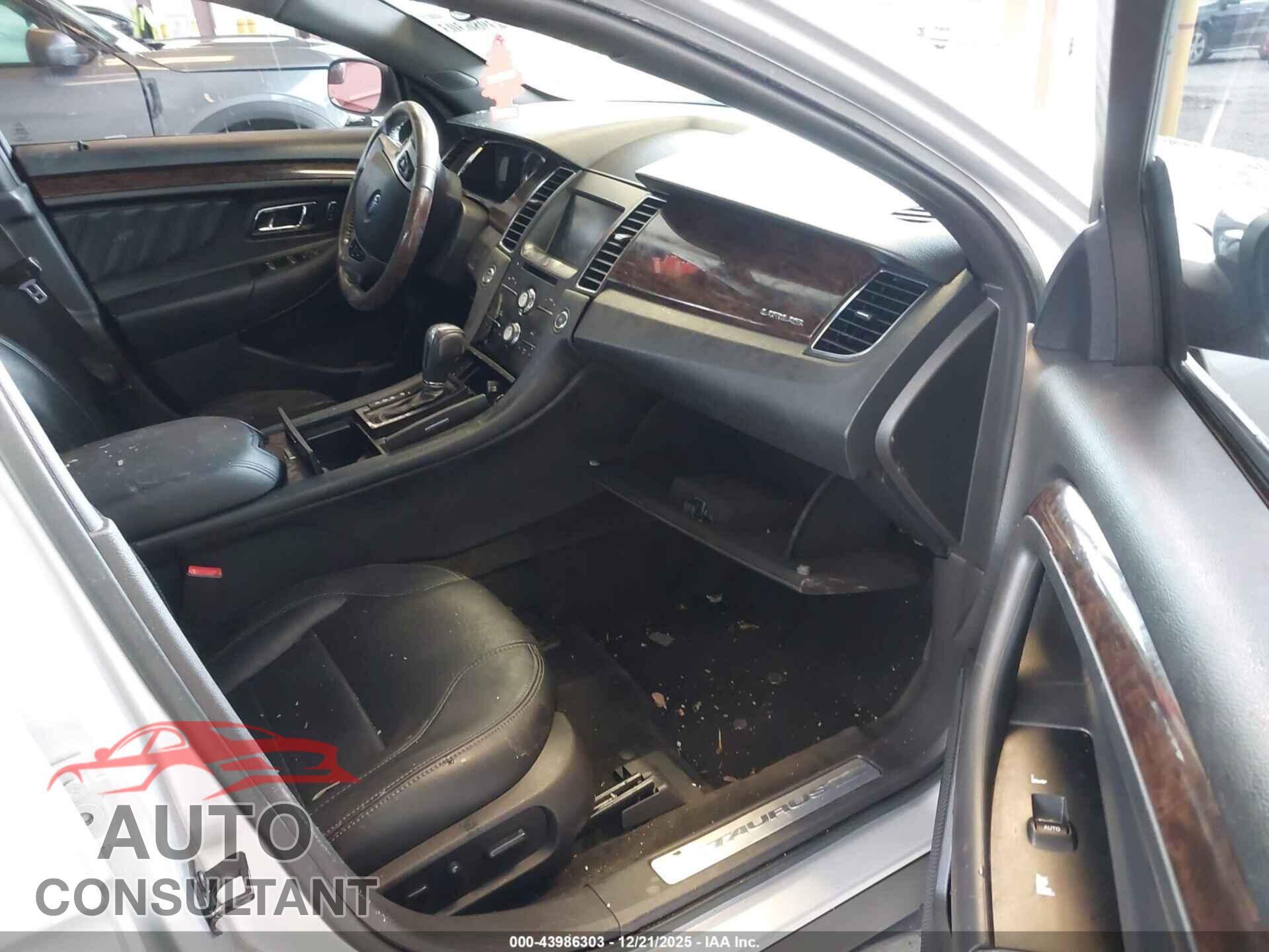 FORD TAURUS 2015 - 1FAHP2F98FG142912