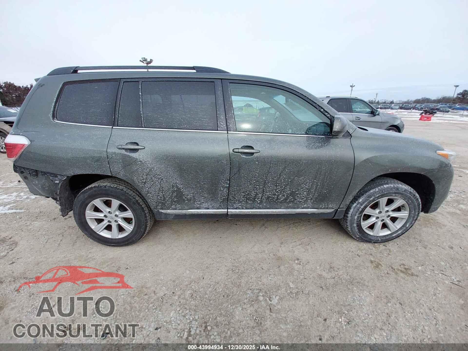 TOYOTA HIGHLANDER 2013 - 5TDBK3EH8DS189275