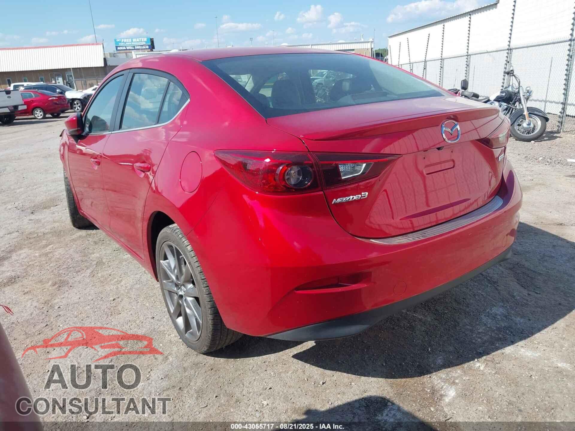 MAZDA MAZDA3 2018 - 3MZBN1V37JM212733