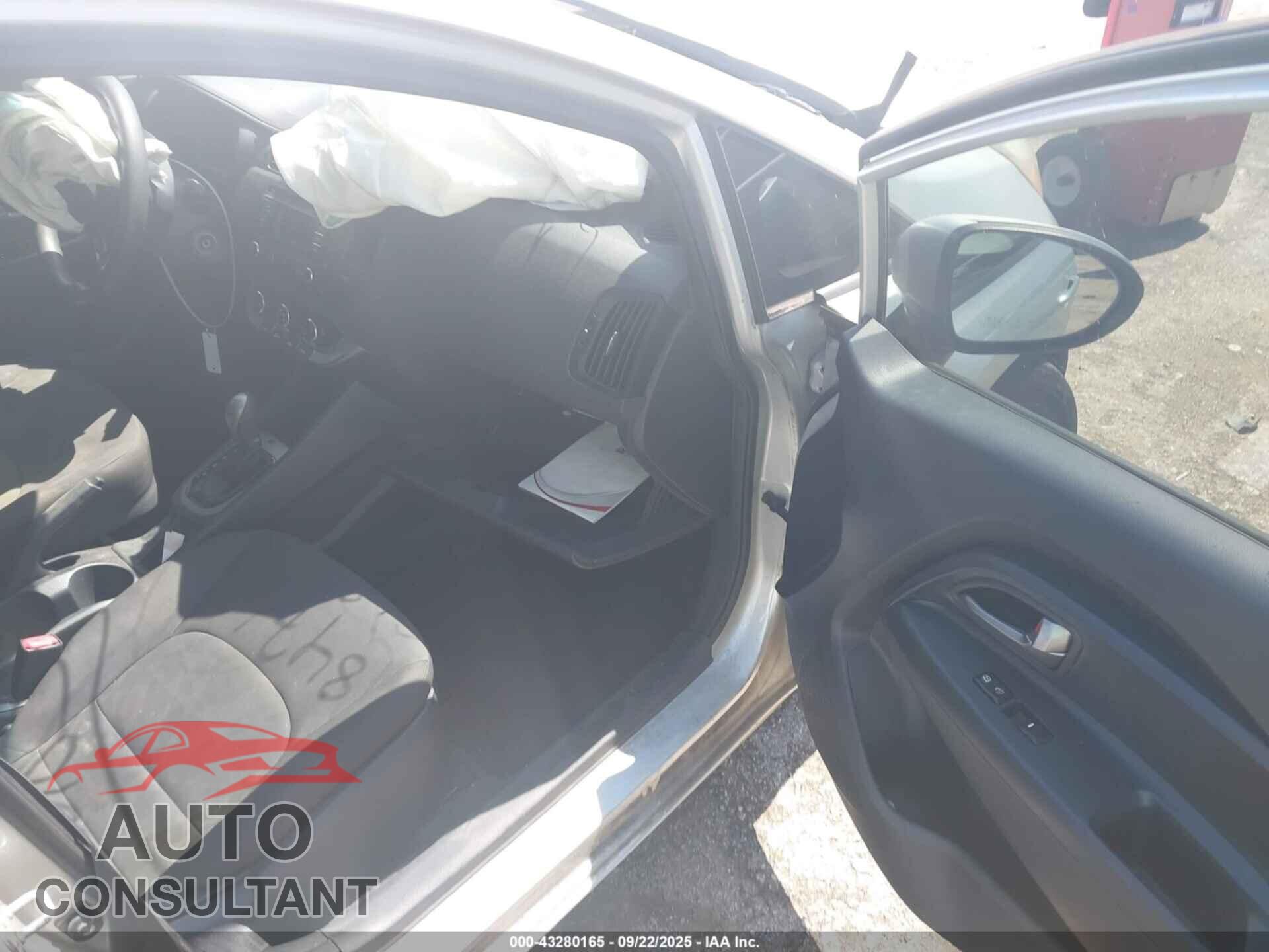 KIA RIO 2013 - KNADM4A34D6199950