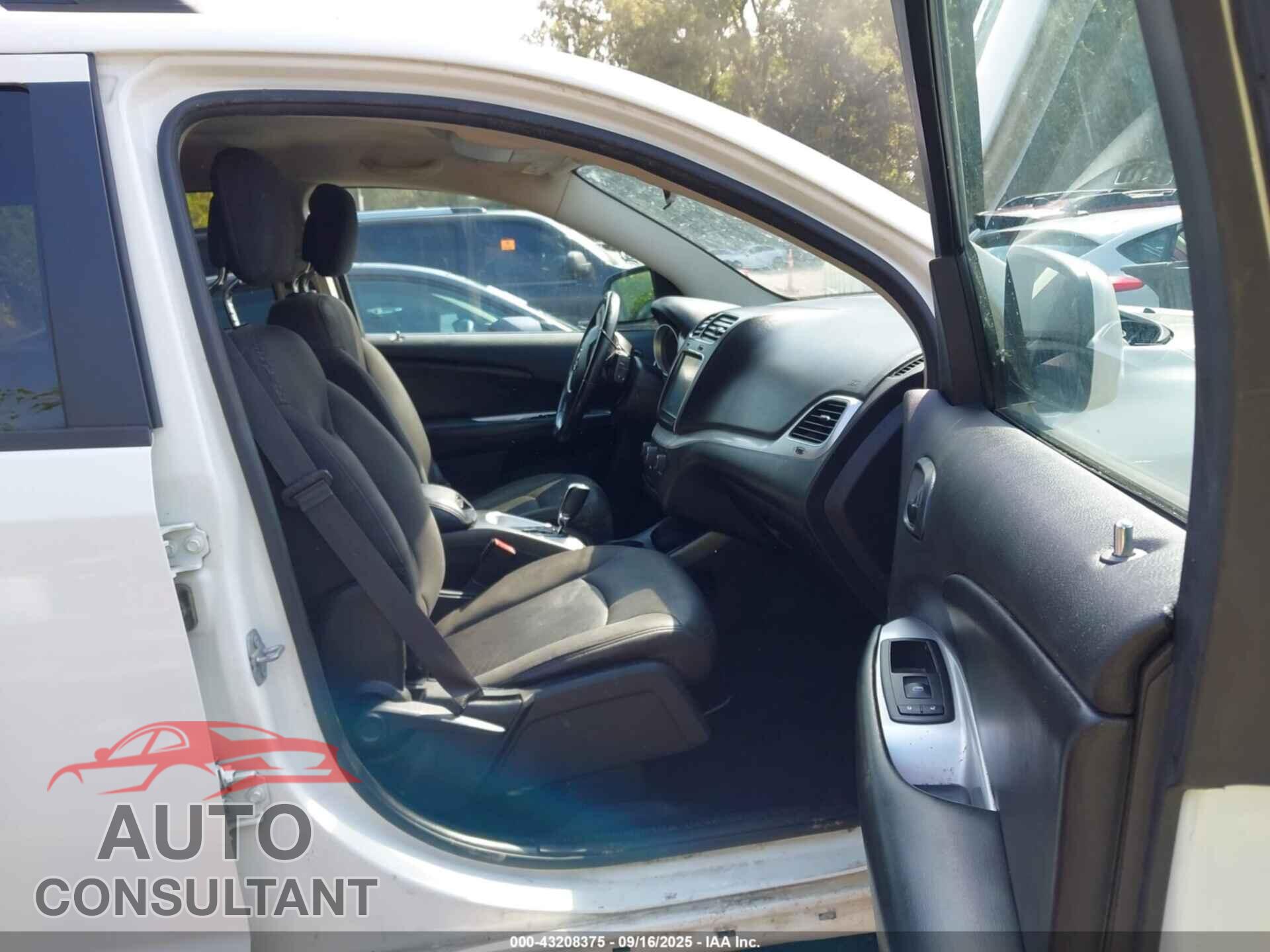 DODGE JOURNEY 2017 - 3C4PDCBB9HT612327
