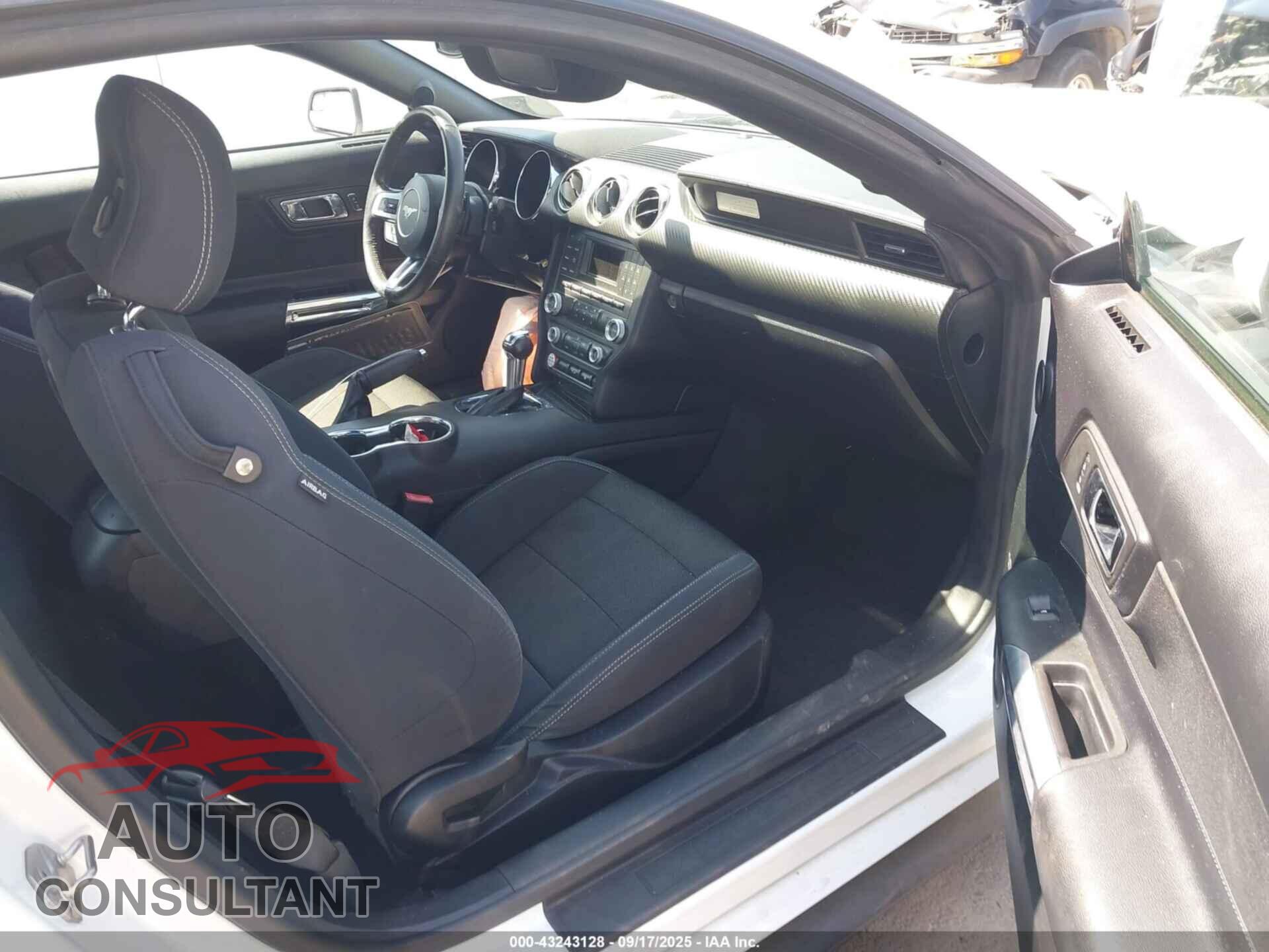 FORD MUSTANG 2017 - 1FA6P8AM9H5259905