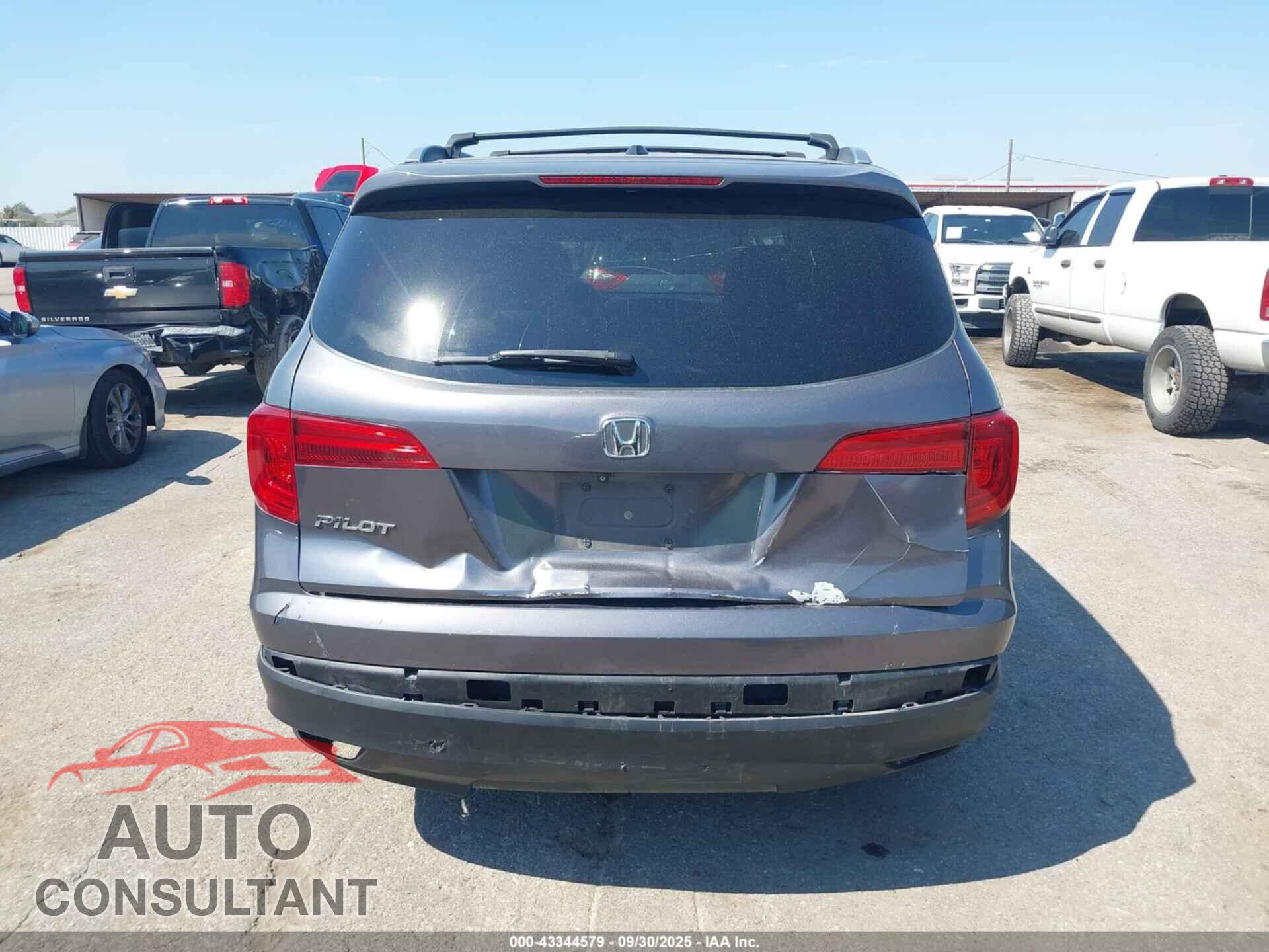 HONDA PILOT 2017 - 5FNYF5H32HB041210