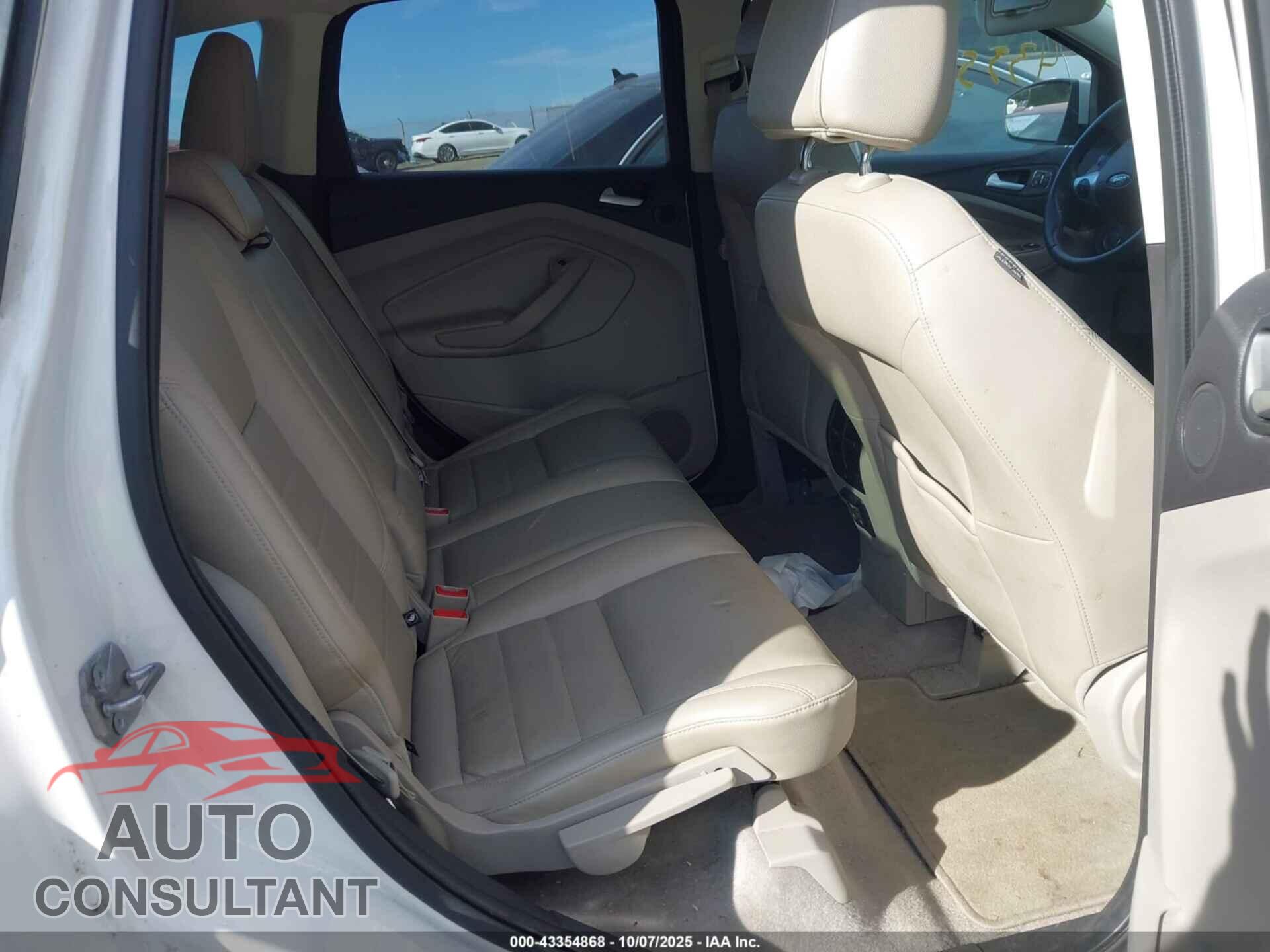 FORD ESCAPE 2013 - 1FMCU9H9XDUC30101