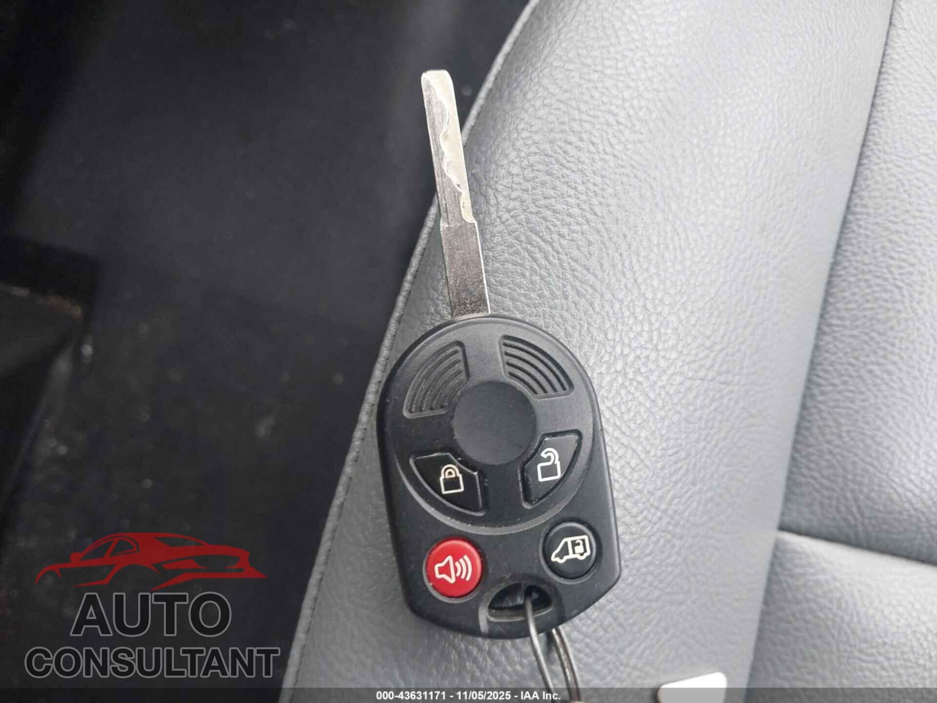 FORD TRANSIT-150 2019 - 1FTYE2YM7KKB75117