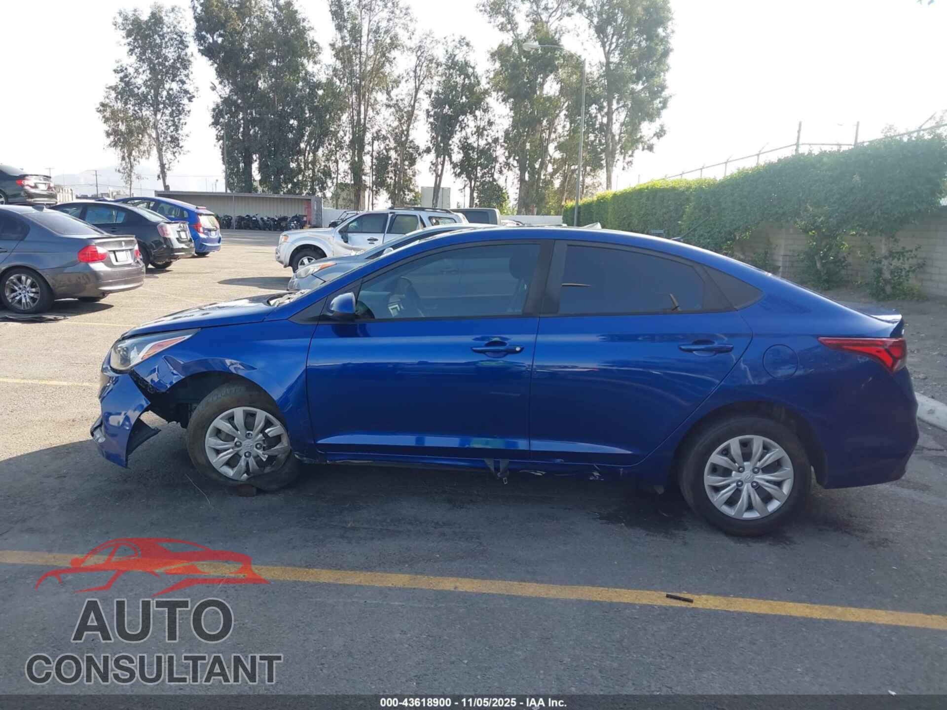 HYUNDAI ACCENT 2018 - 3KPC24A38JE018651