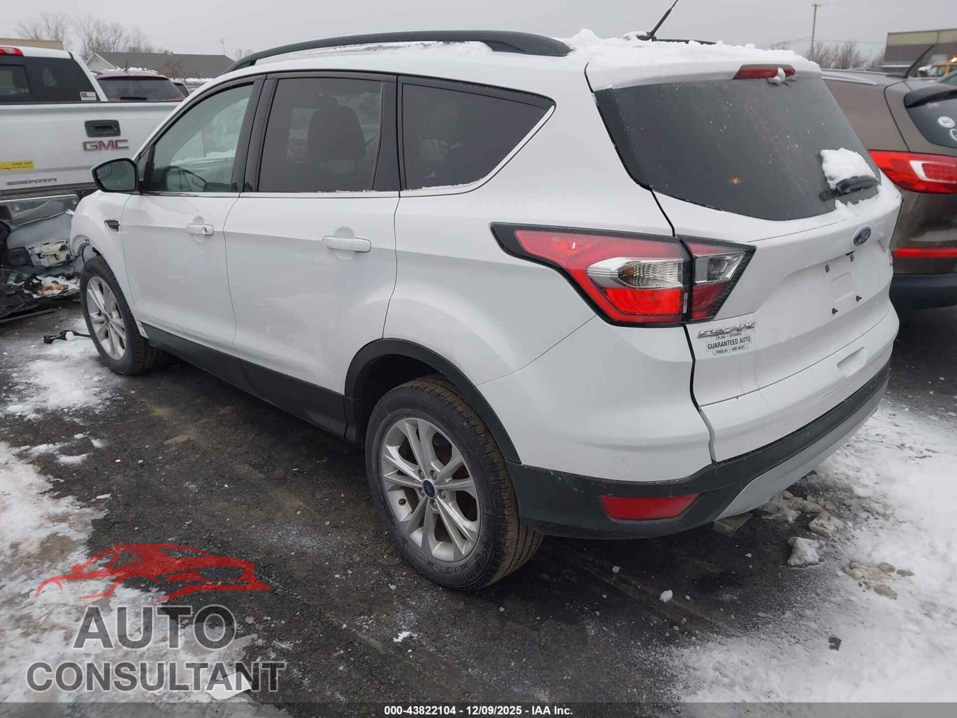 FORD ESCAPE 2017 - 1FMCU0GDXHUB83742