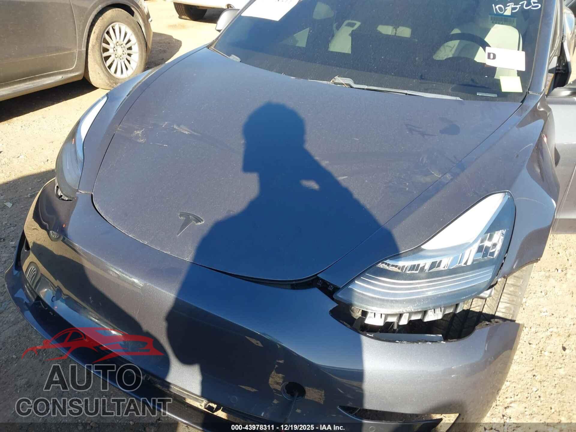 TESLA MODEL 3 2021 - 5YJ3E1EA6MF849109