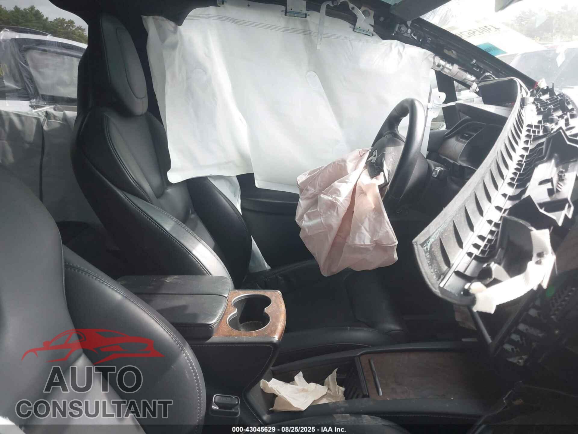 TESLA MODEL X 2019 - 5YJXCDE41KF196933