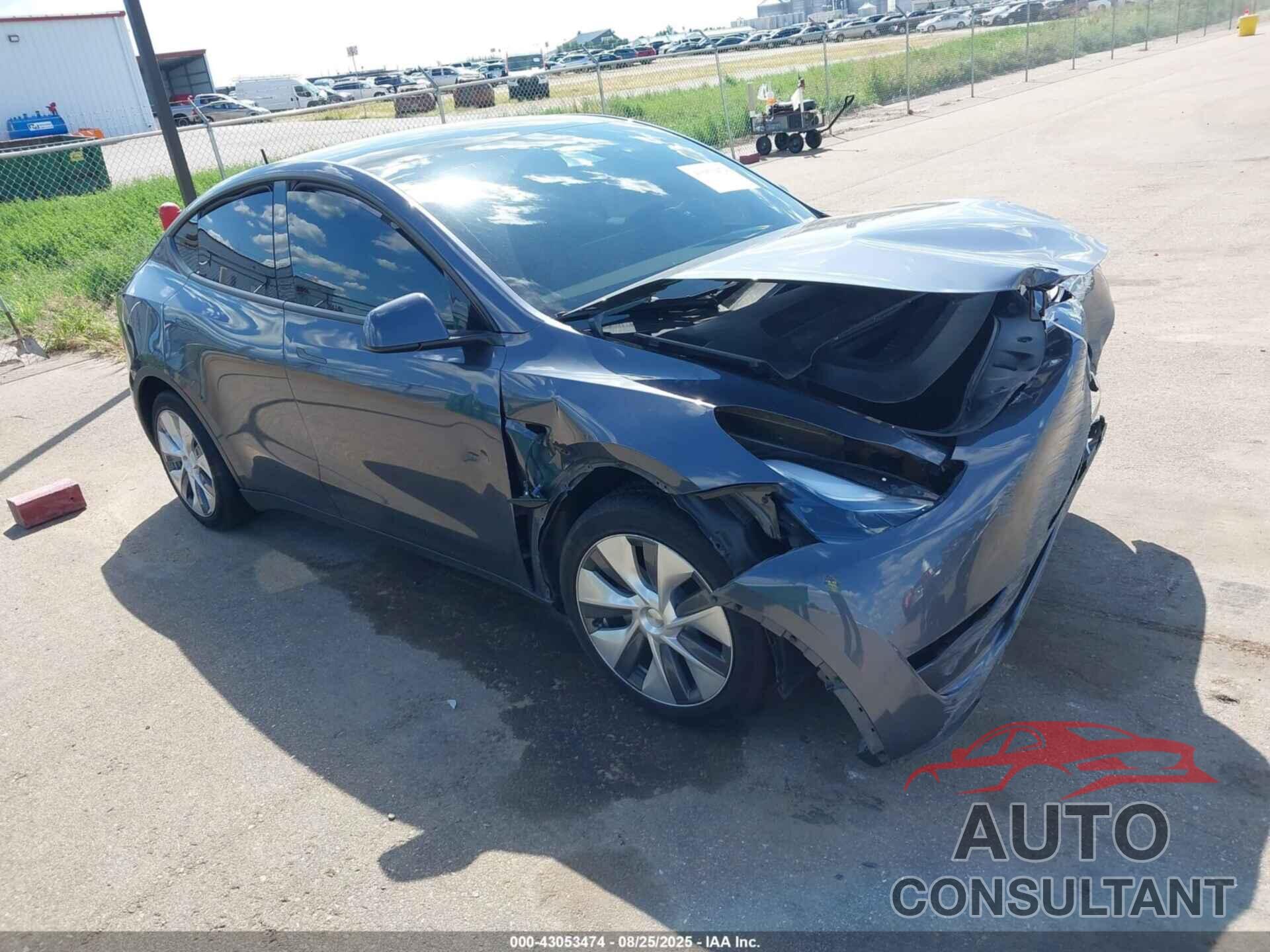 TESLA MODEL Y 2023 - 7SAYGDEE4PF855874