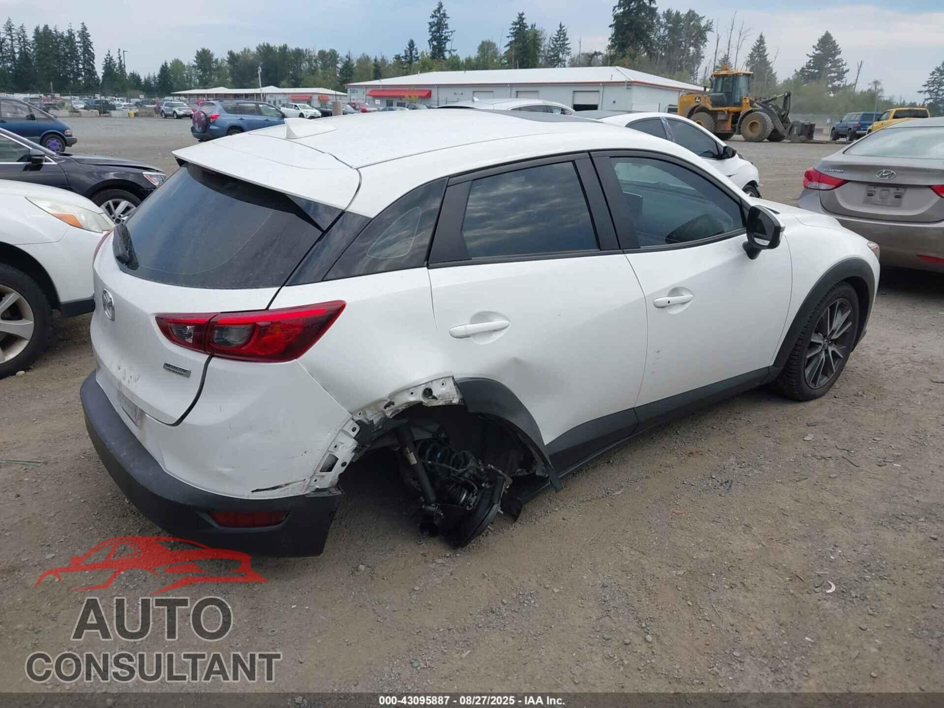 MAZDA CX-3 2017 - JM1DKFC79H0165662