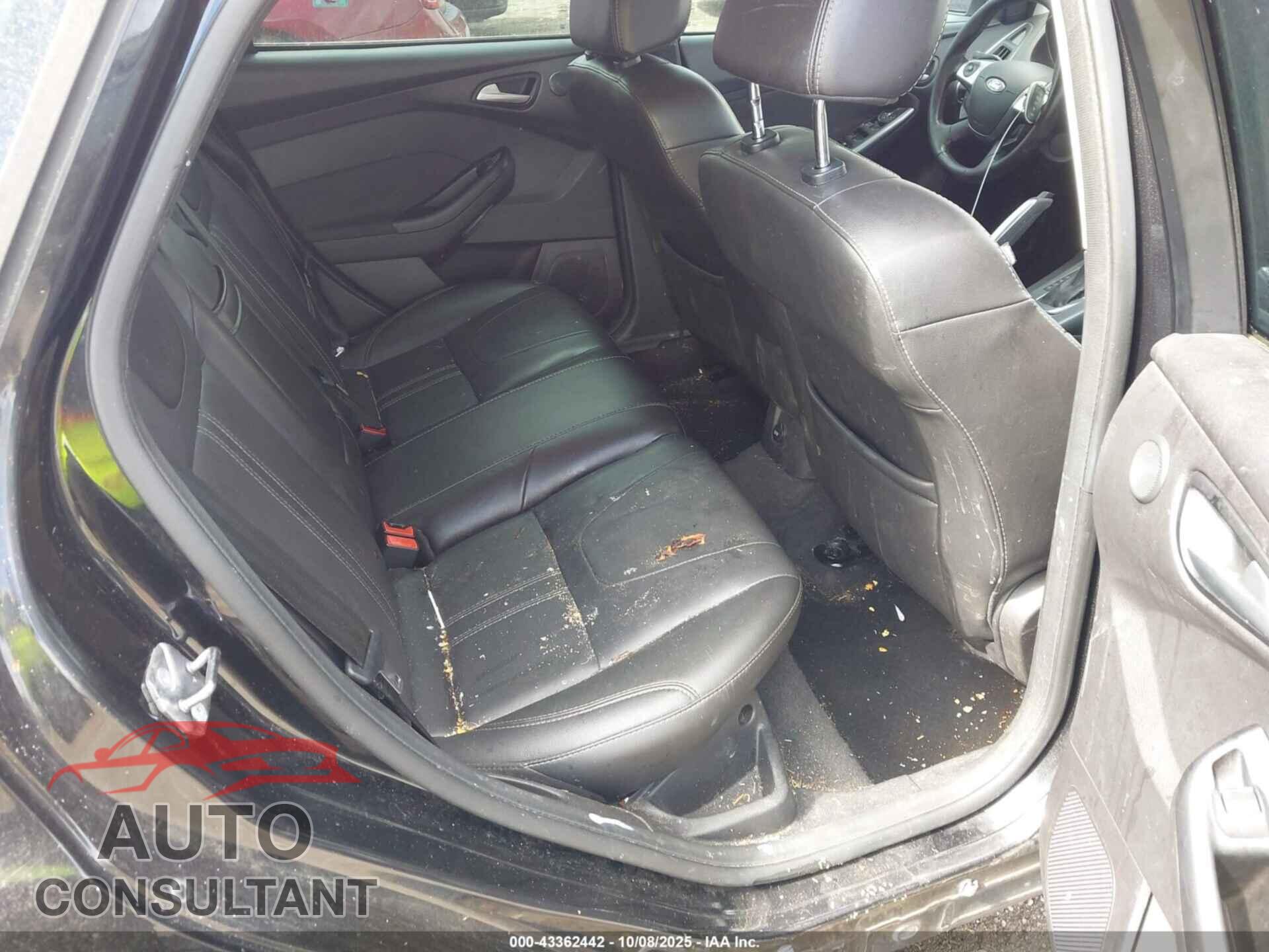 FORD FOCUS 2013 - 1FADP3N22DL254957