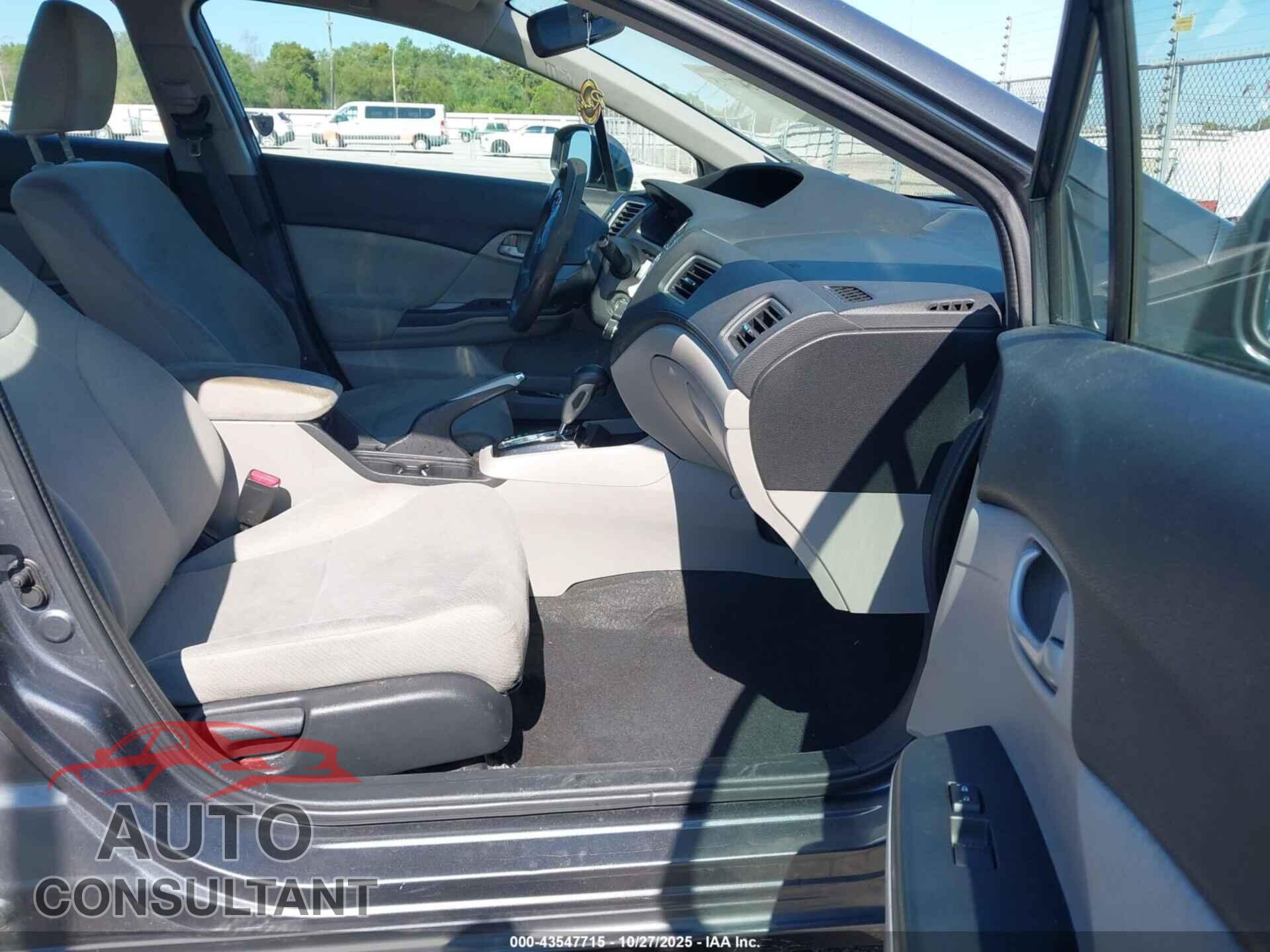 HONDA CIVIC 2013 - 19XFB2F52DE015177