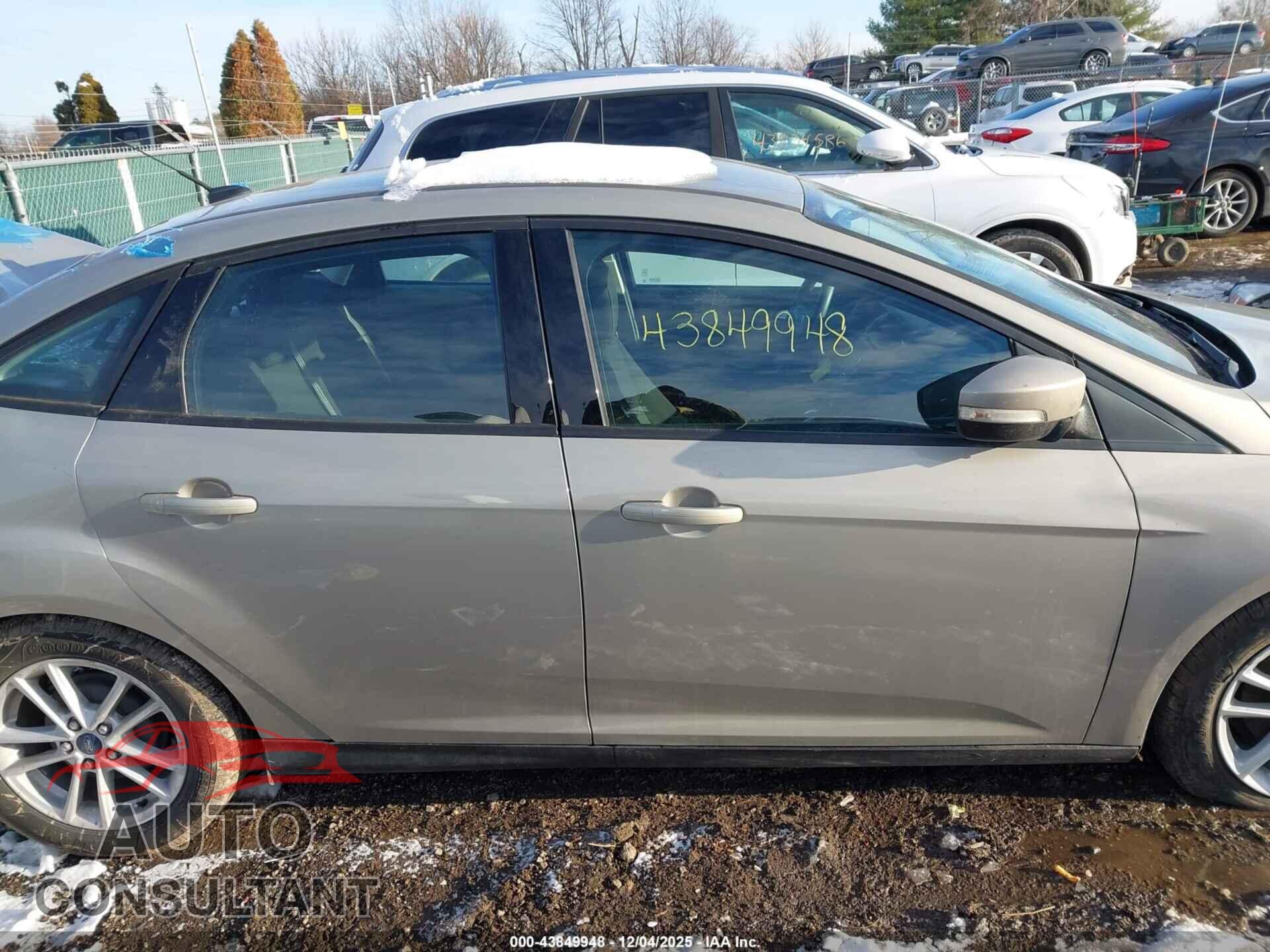 FORD FOCUS 2016 - 1FADP3F28GL220444