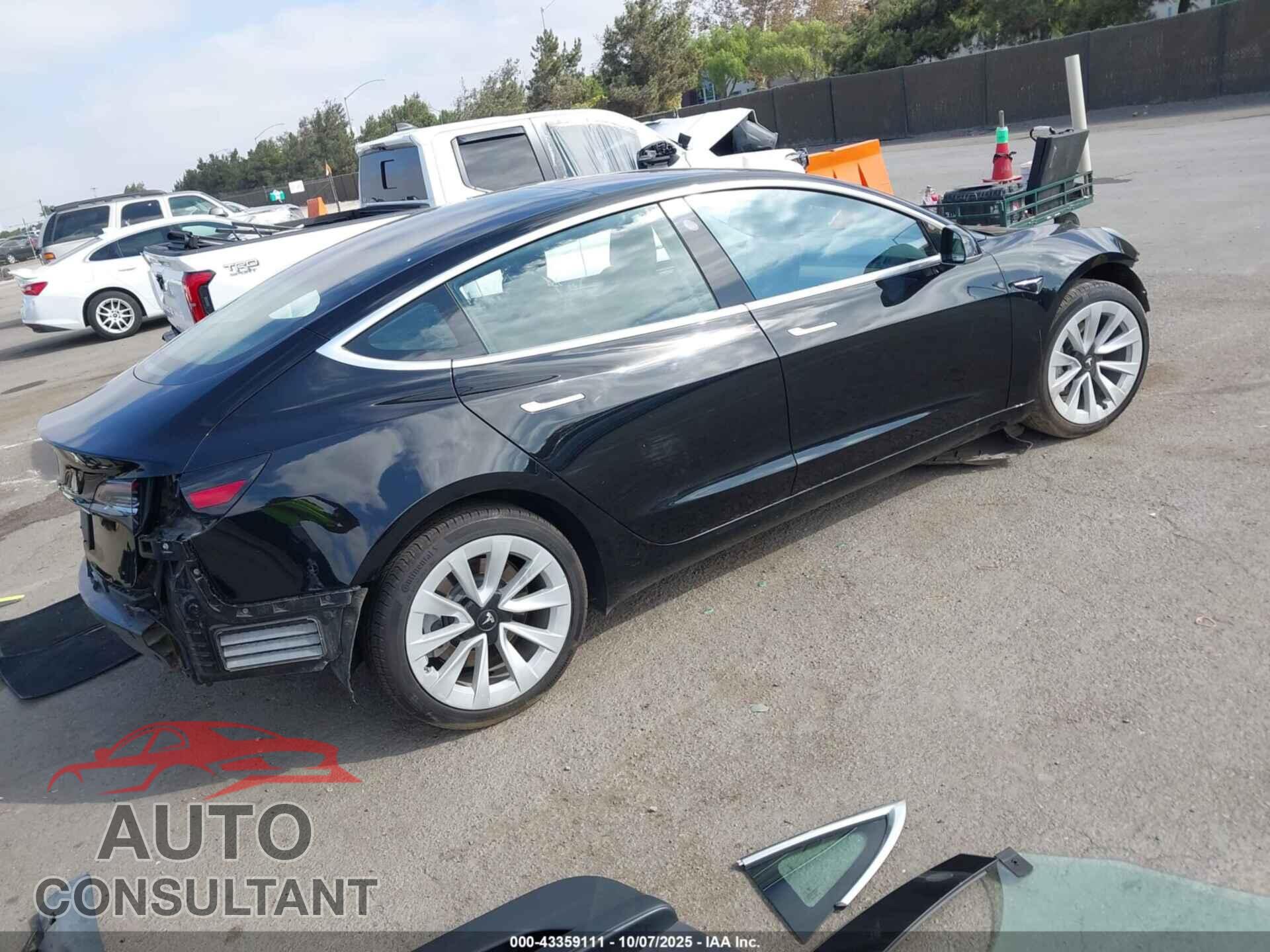 TESLA MODEL 3 2019 - 5YJ3E1EA1KF193379