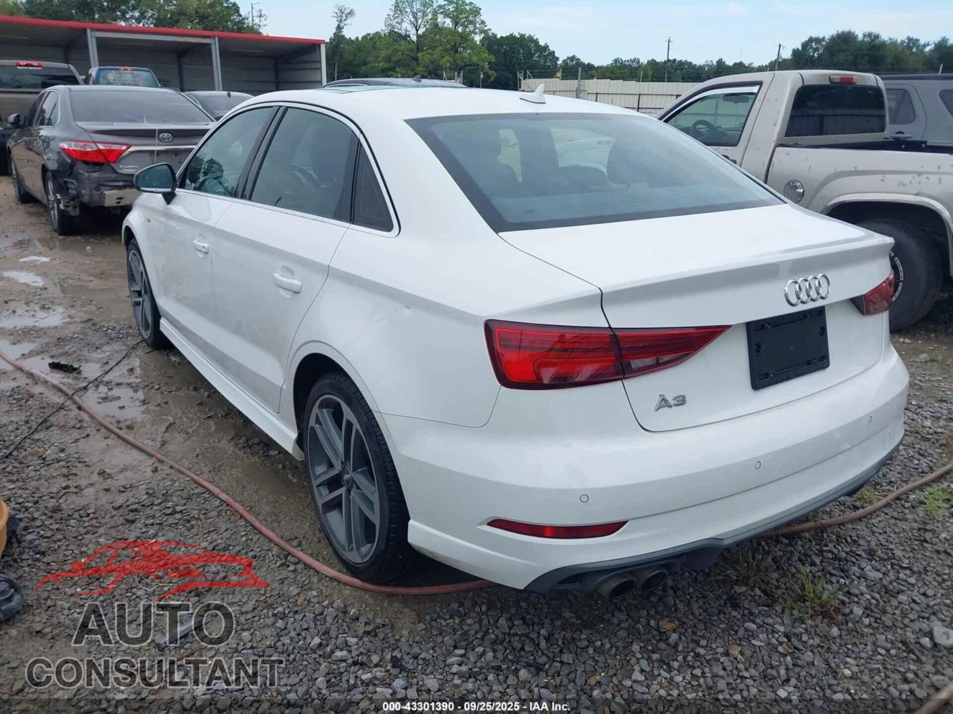 AUDI A3 2017 - WAUGUGFFXH1043142