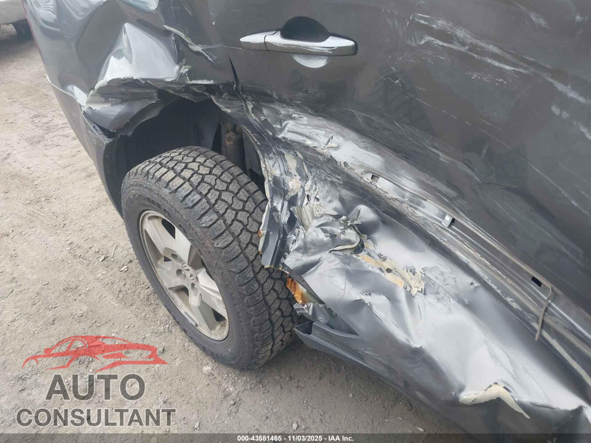 HONDA PILOT 2011 - 5FNYF4H5XBB005364