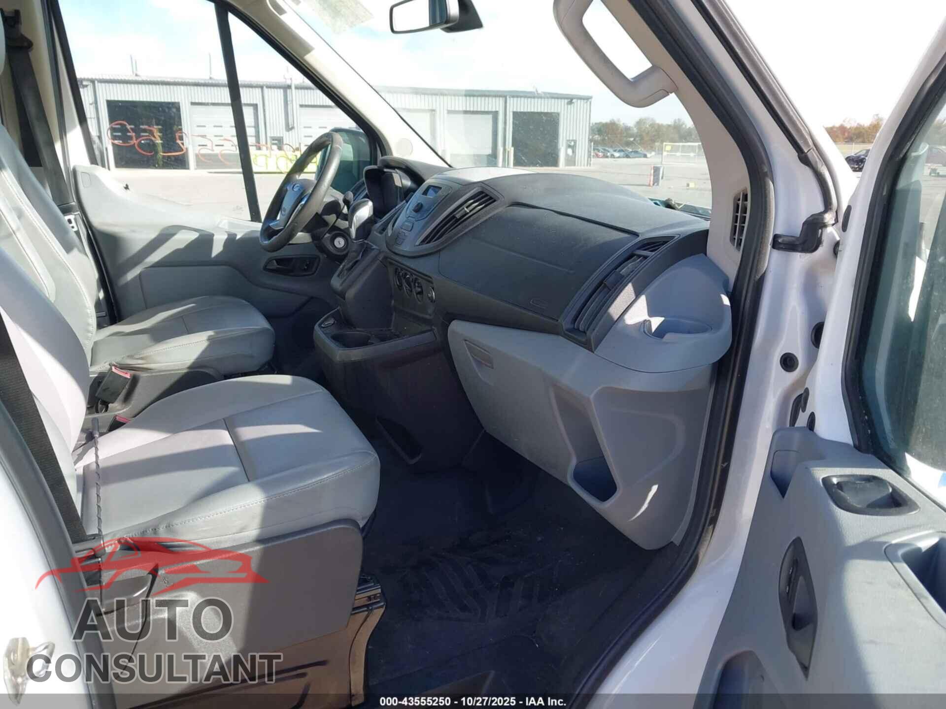 FORD TRANSIT-250 2017 - 1FTYR2CM6HKA39291