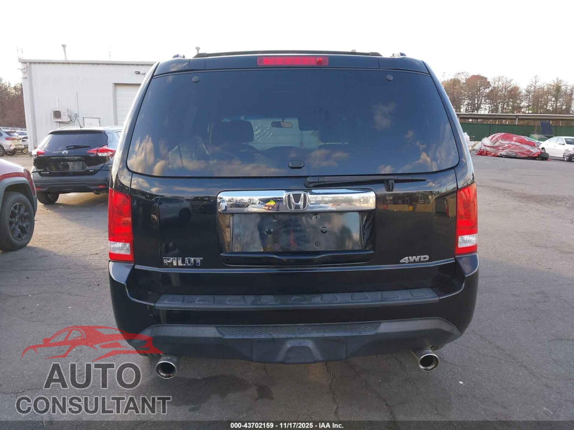 HONDA PILOT 2012 - 5FNYF4H21CB032895