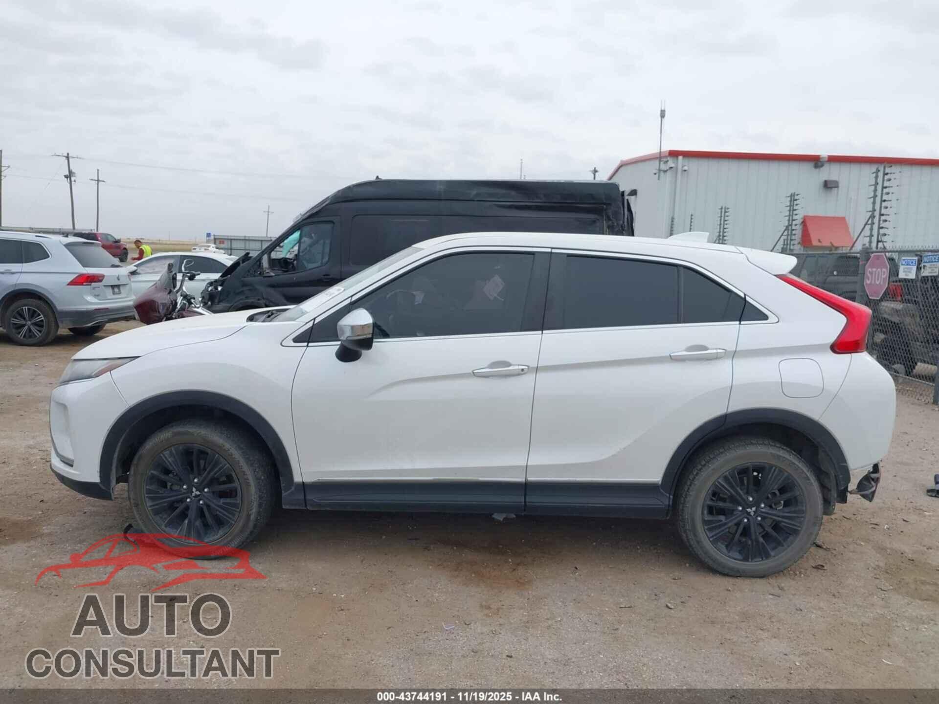 MITSUBISHI ECLIPSE CROSS 2018 - JA4AT4AA0JZ045232