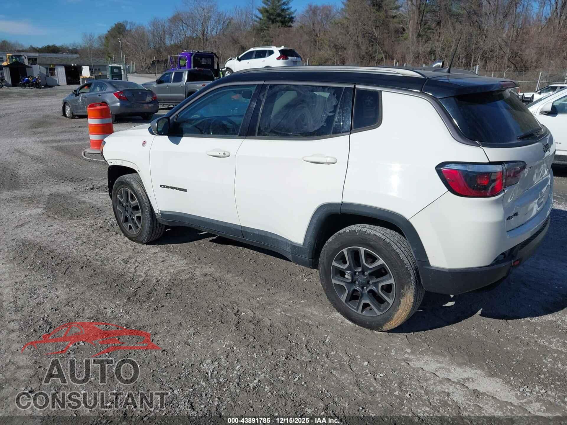 JEEP COMPASS 2019 - 3C4NJDDB1KT752897