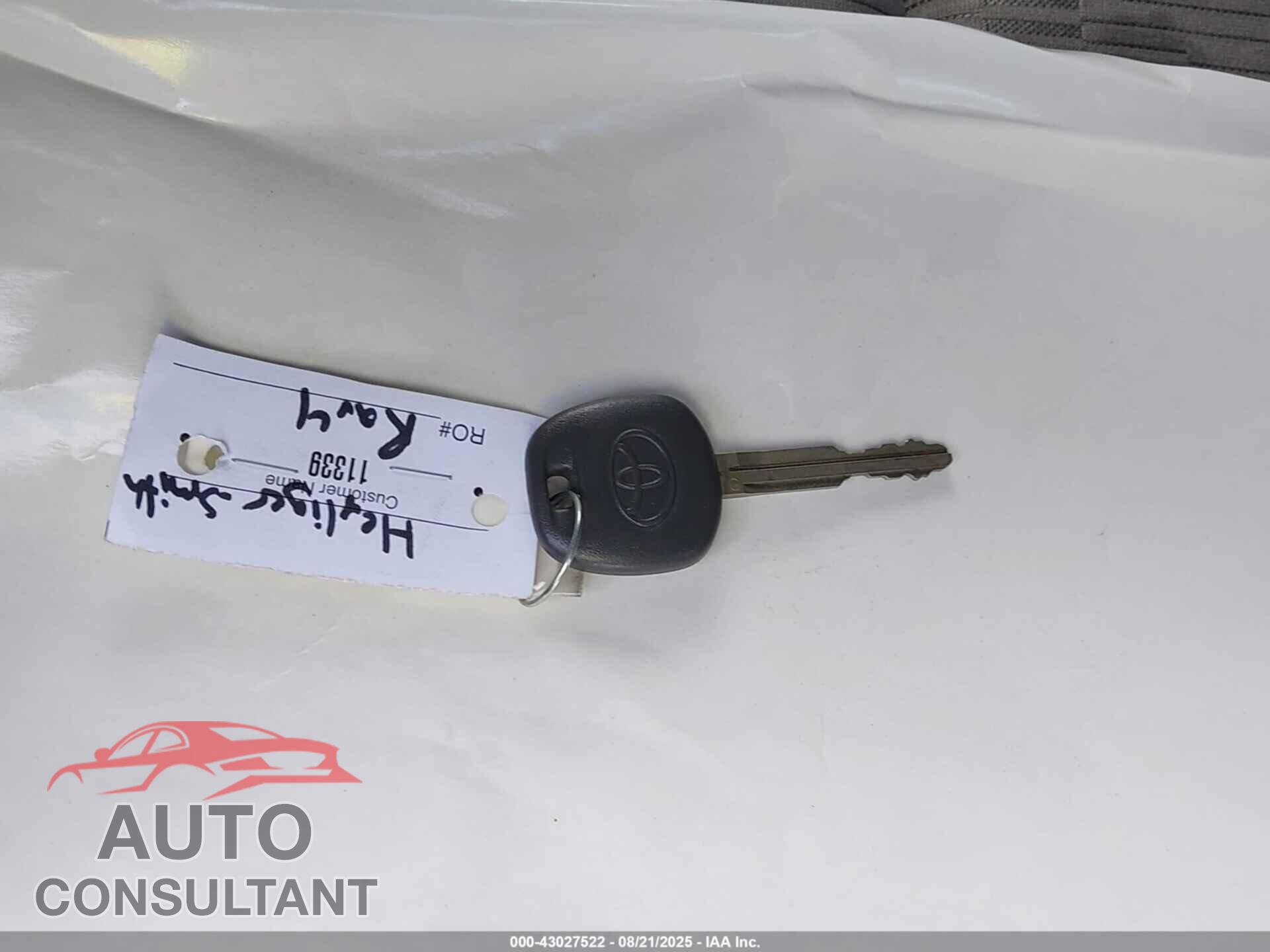 TOYOTA RAV4 2011 - 2T3BF4DV5BW155680