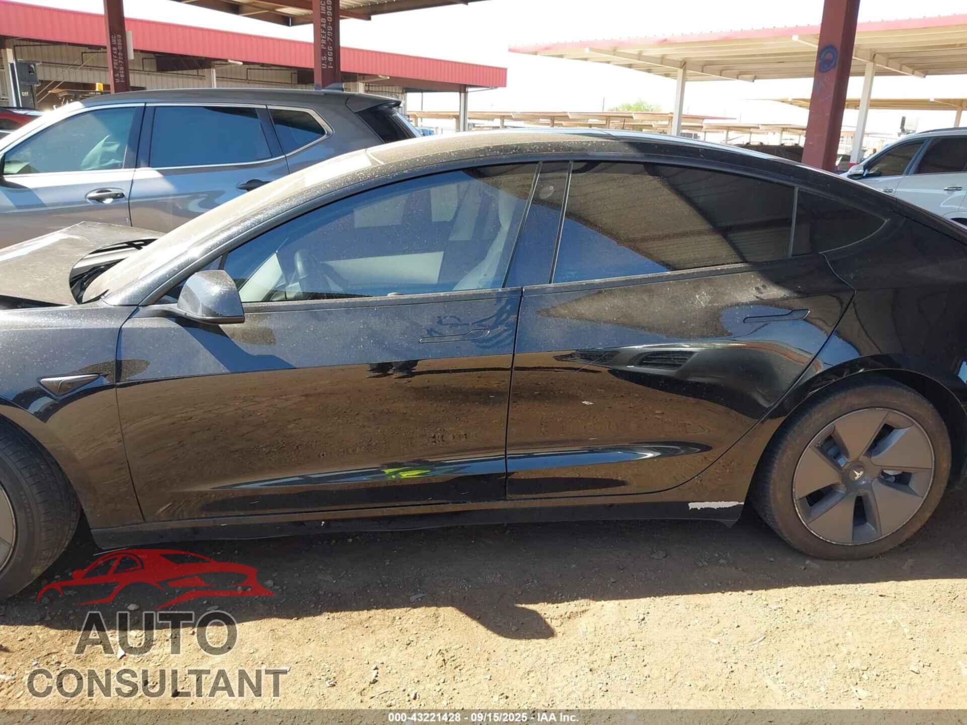 TESLA MODEL 3 2021 - 5YJ3E1EB8MF868639