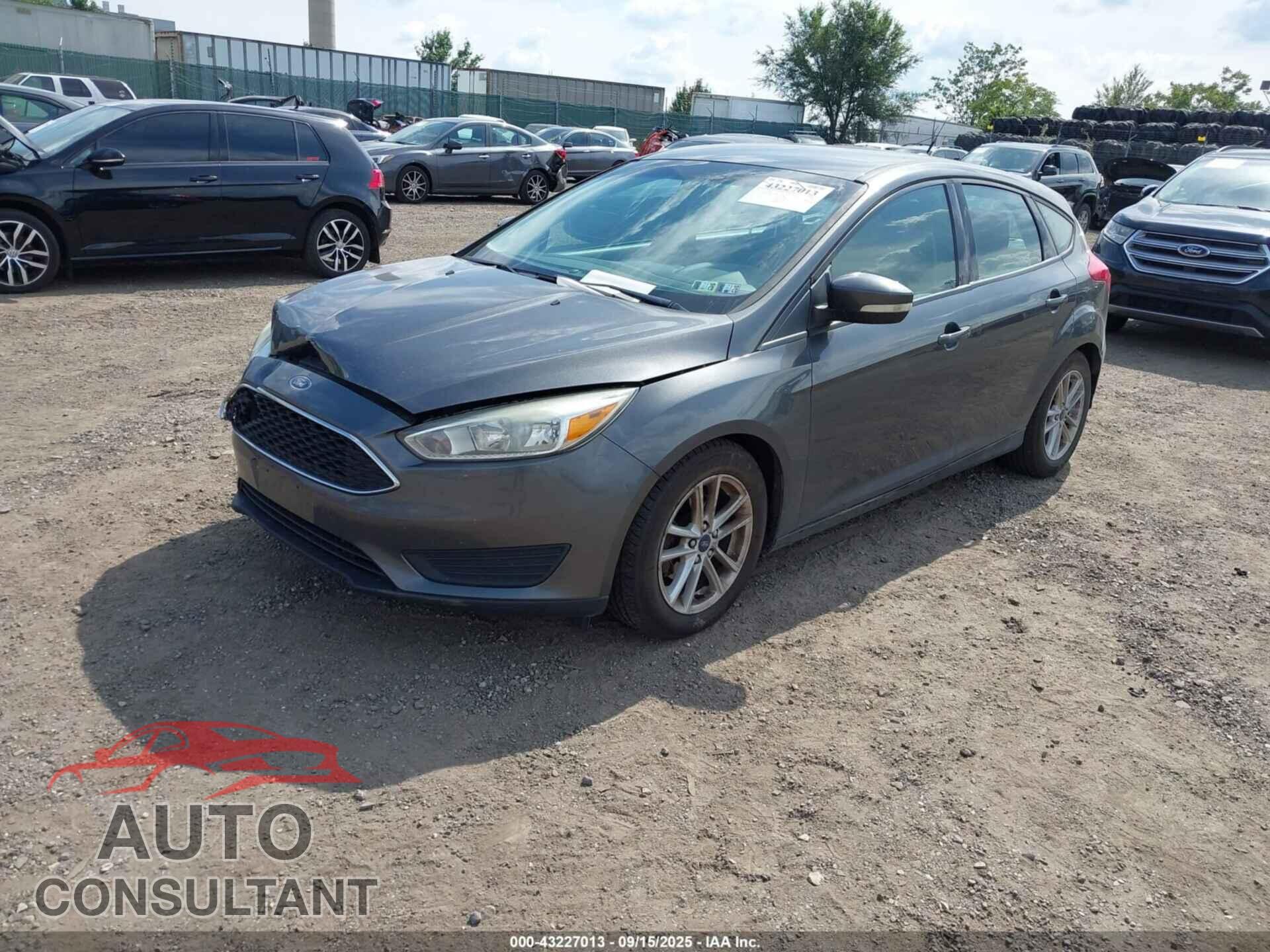 FORD FOCUS 2015 - 1FADP3K26FL253835
