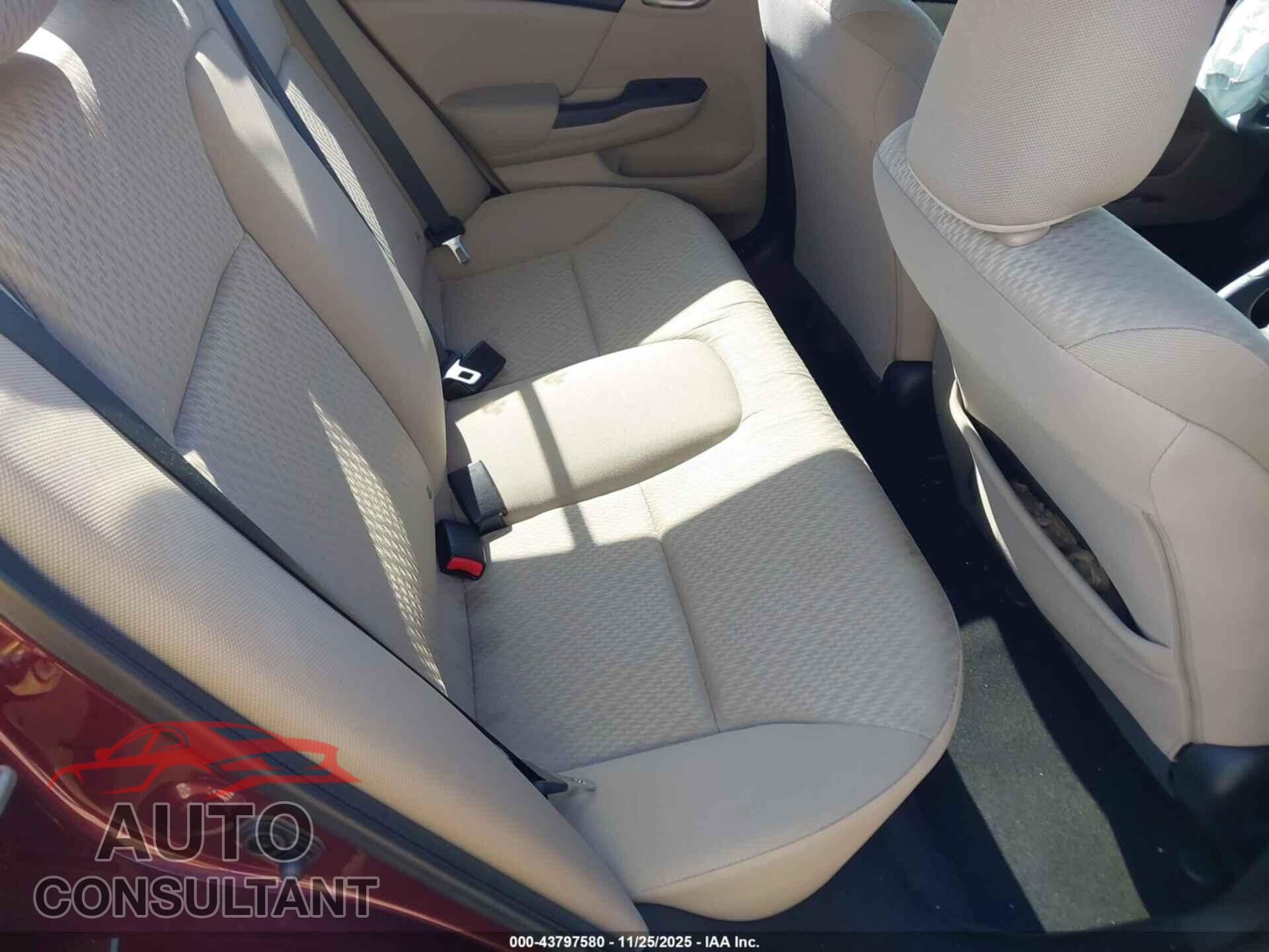 HONDA CIVIC 2015 - 19XFB2F57FE014352