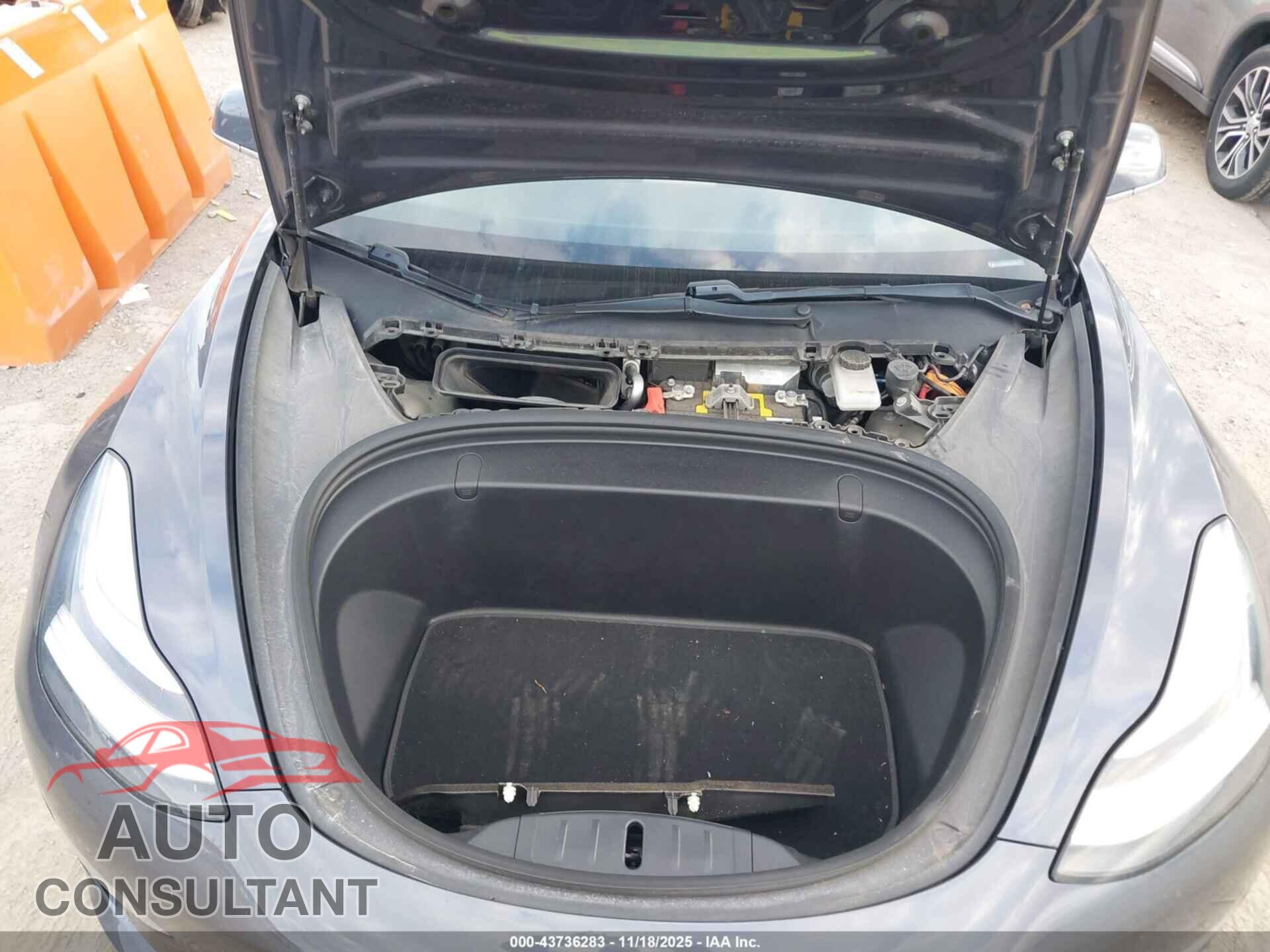 TESLA MODEL 3 2018 - 5YJ3E1EB8JF132506