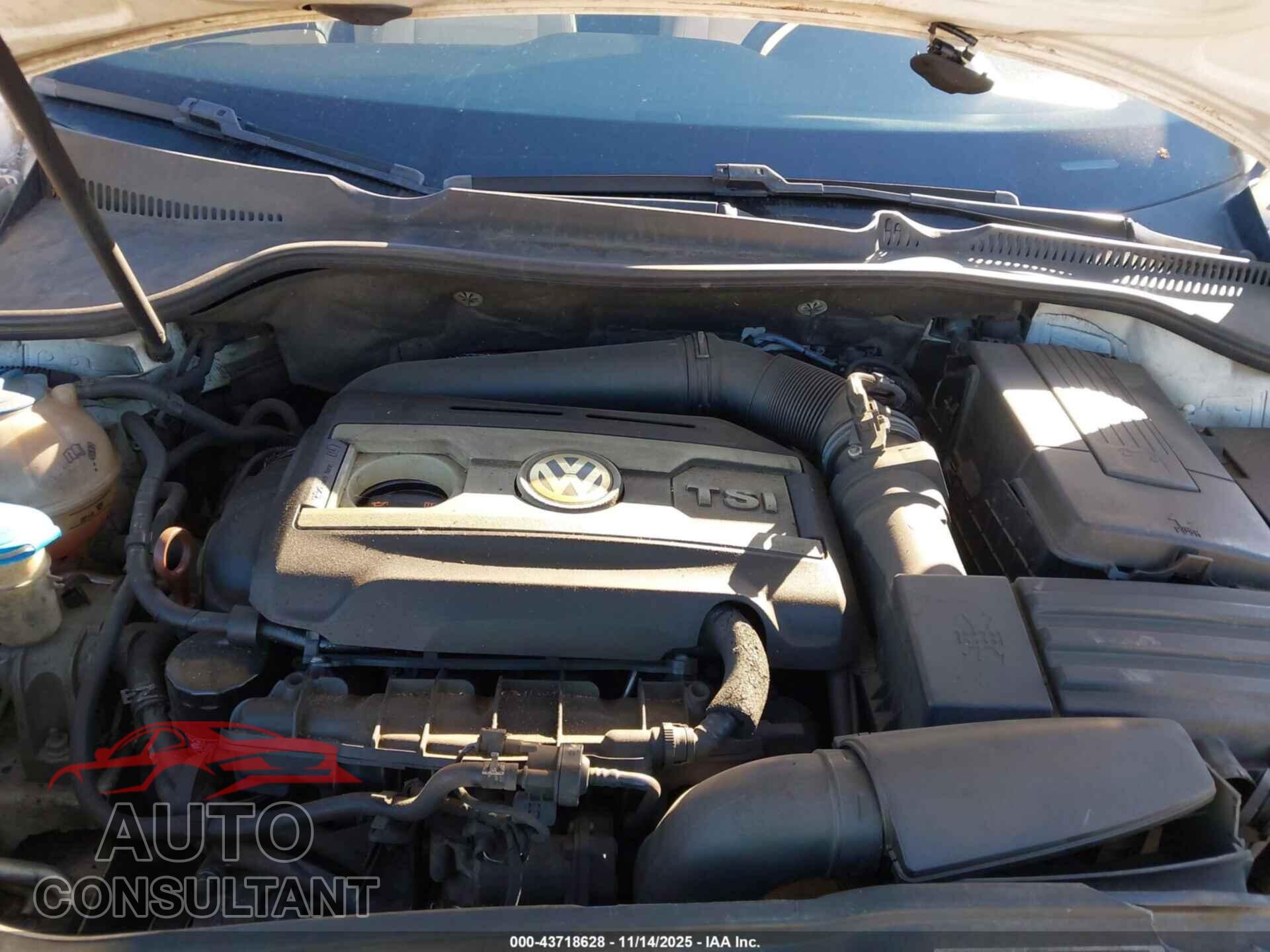 VOLKSWAGEN EOS 2012 - WVWBW7AH3CV014051