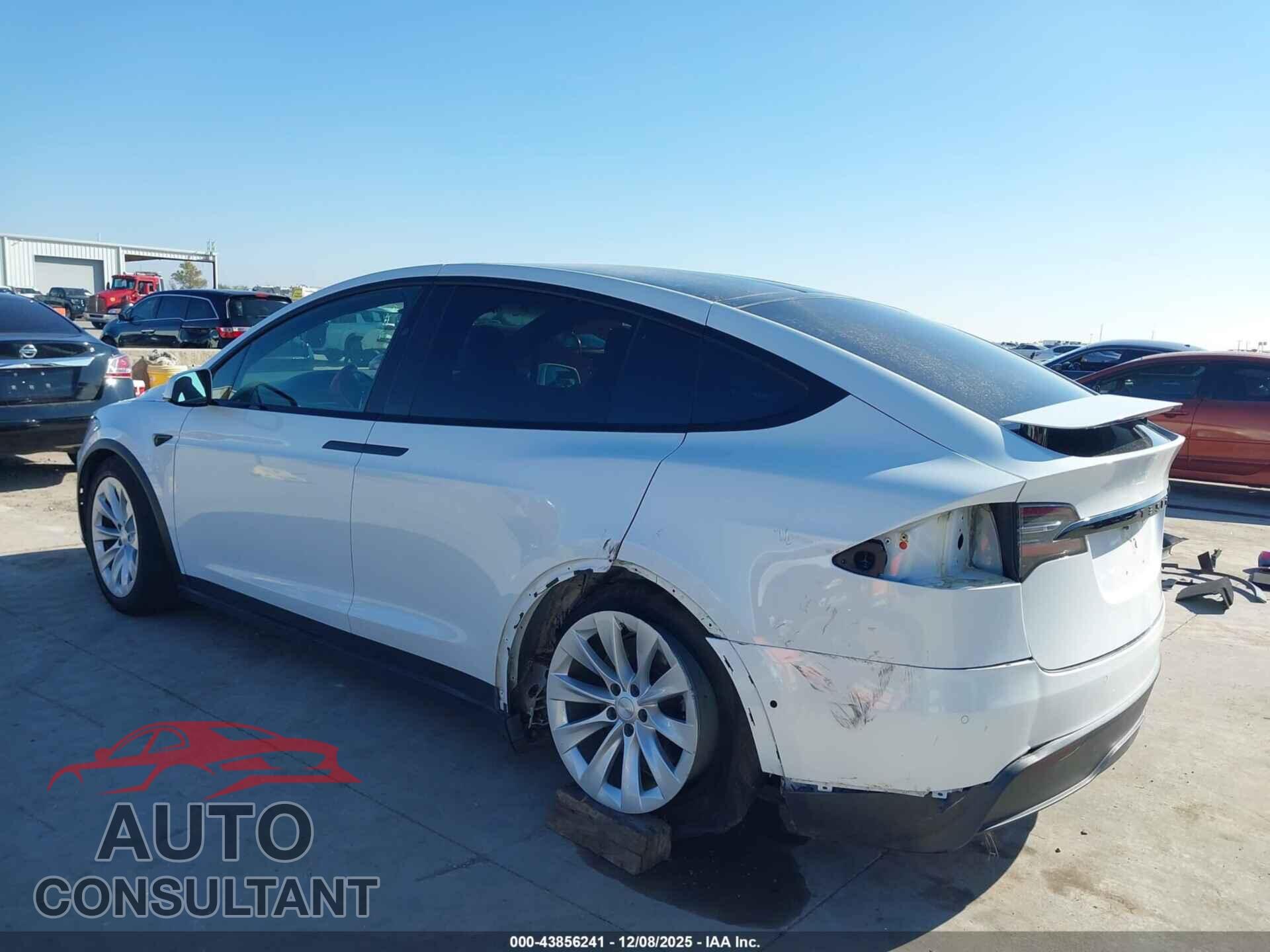 TESLA MODEL X 2022 - 7SAXCBE66NF332678