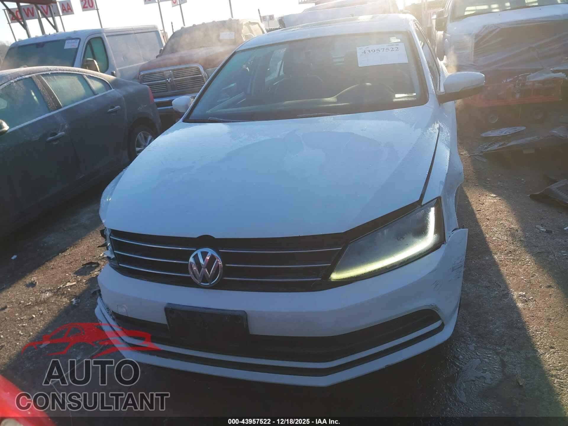 VOLKSWAGEN JETTA 2017 - 3VWDB7AJ1HM295837