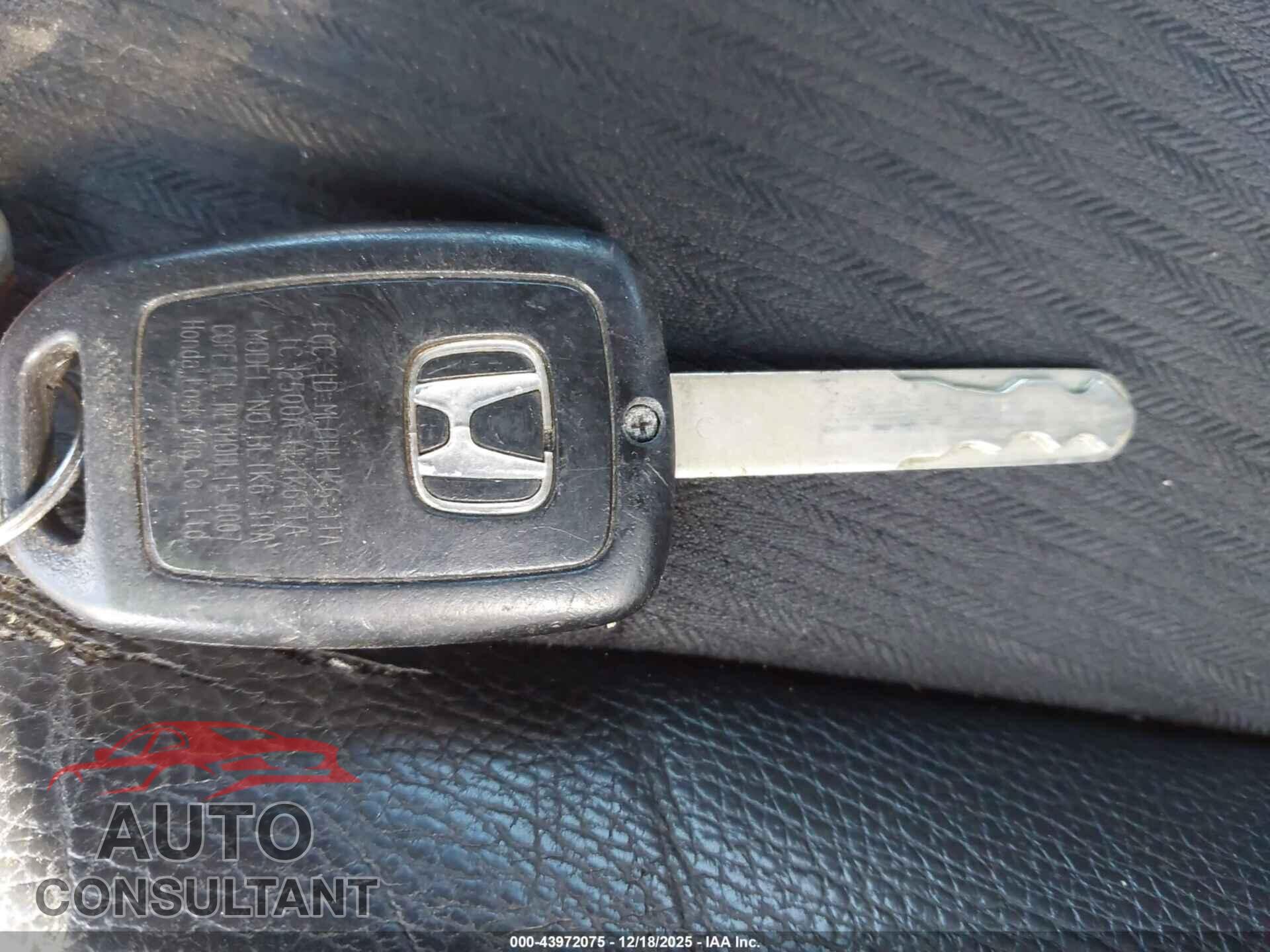HONDA ACCORD 2016 - 1HGCR2F59GA123769