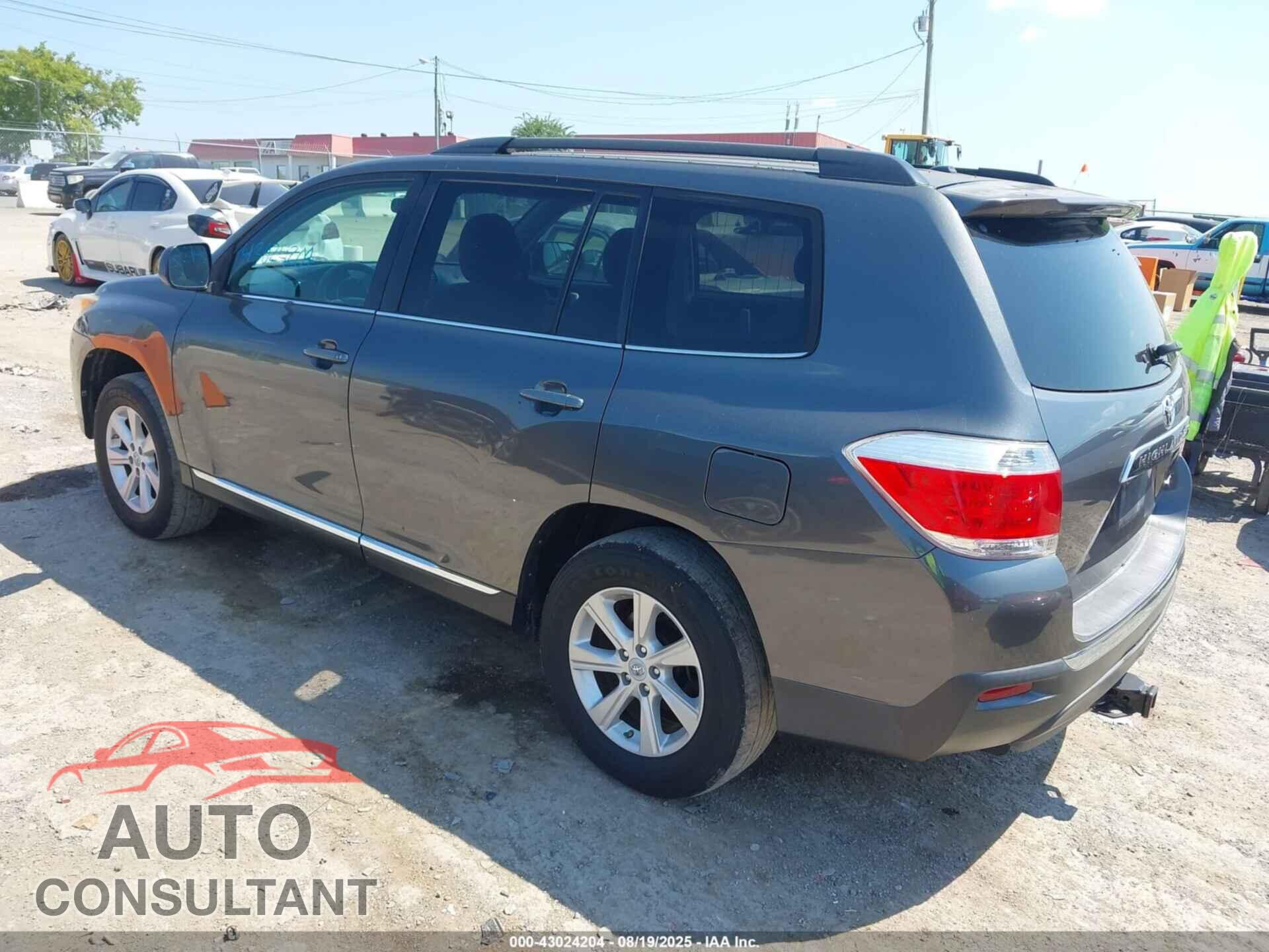 TOYOTA HIGHLANDER 2012 - 5TDBK3EH4CS111123