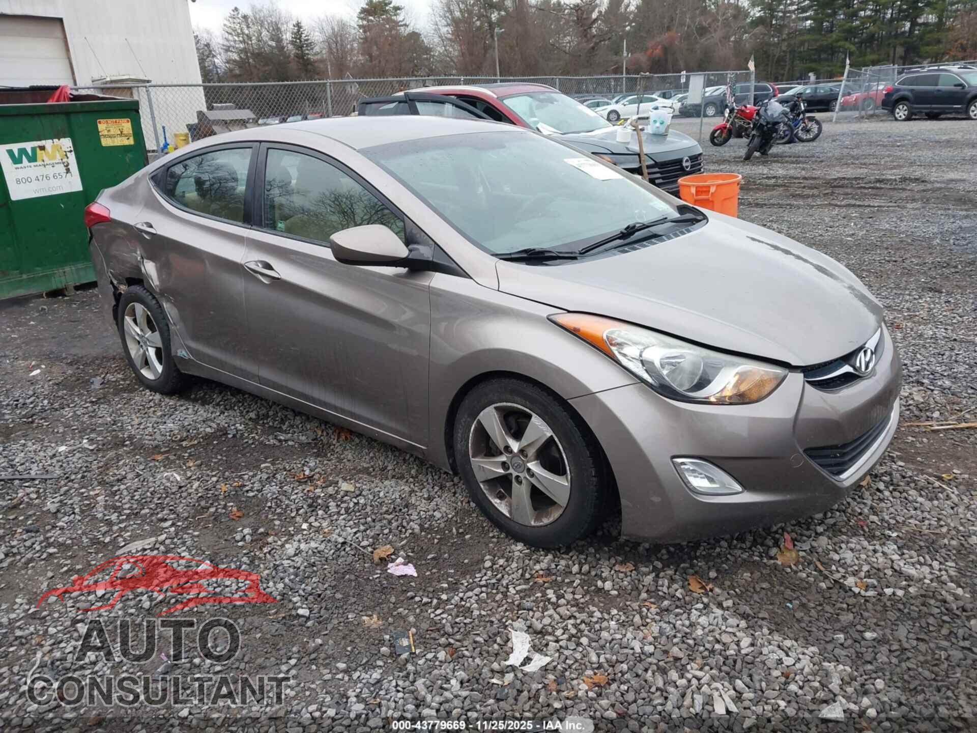 HYUNDAI ELANTRA 2012 - 5NPDH4AE2CH097432