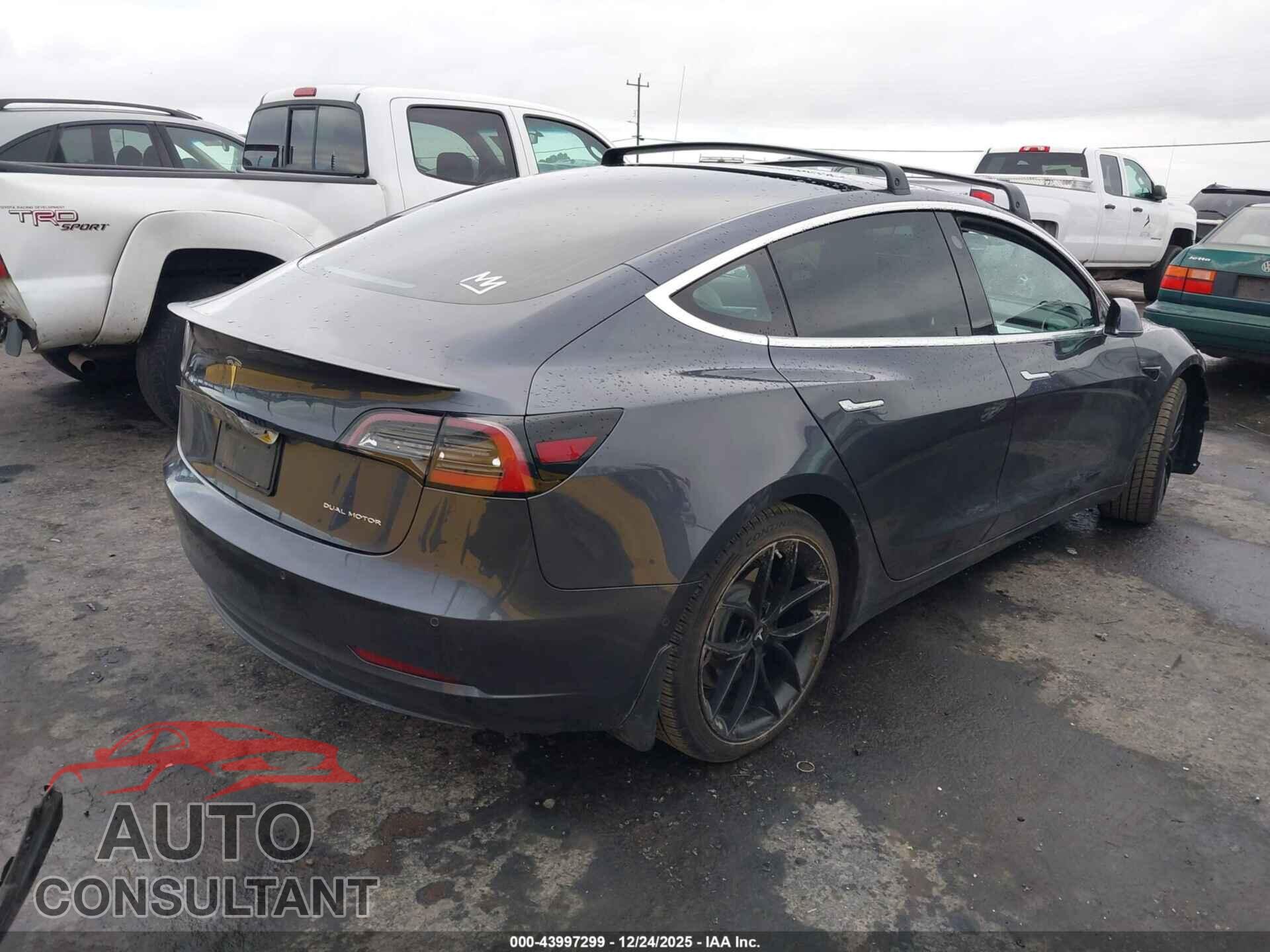 TESLA MODEL 3 2019 - 5YJ3E1EB4KF213701
