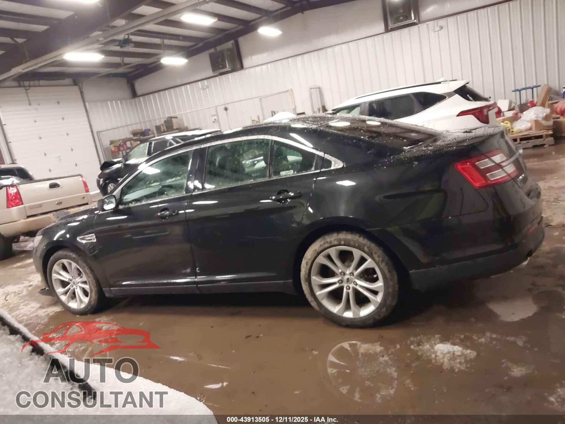 FORD TAURUS 2013 - 1FAHP2E87DG166396